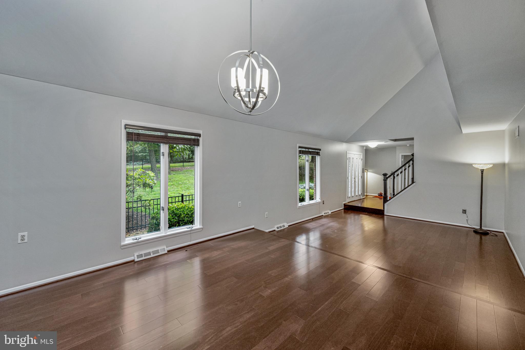 PINELEIGH - Residential