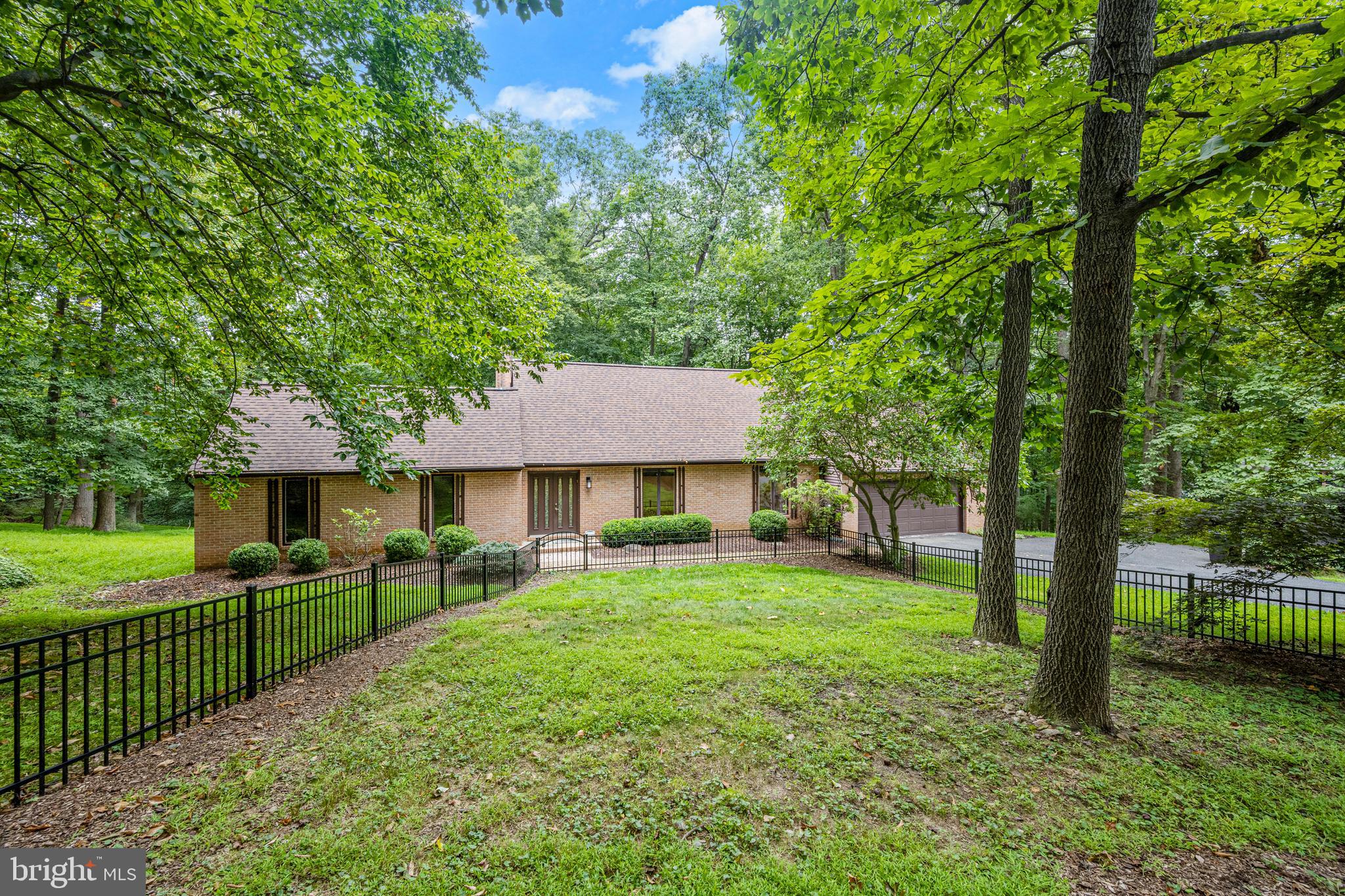 PINELEIGH - Residential