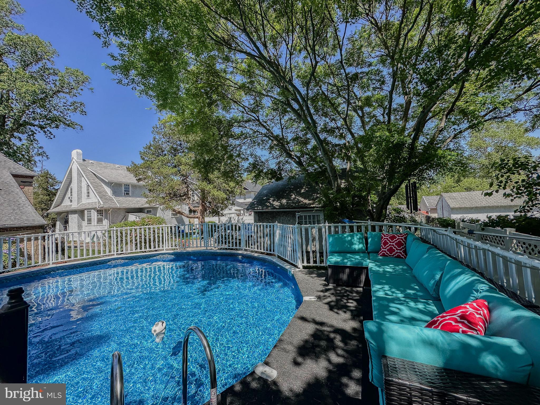 BEVERLY HILLS - Residential