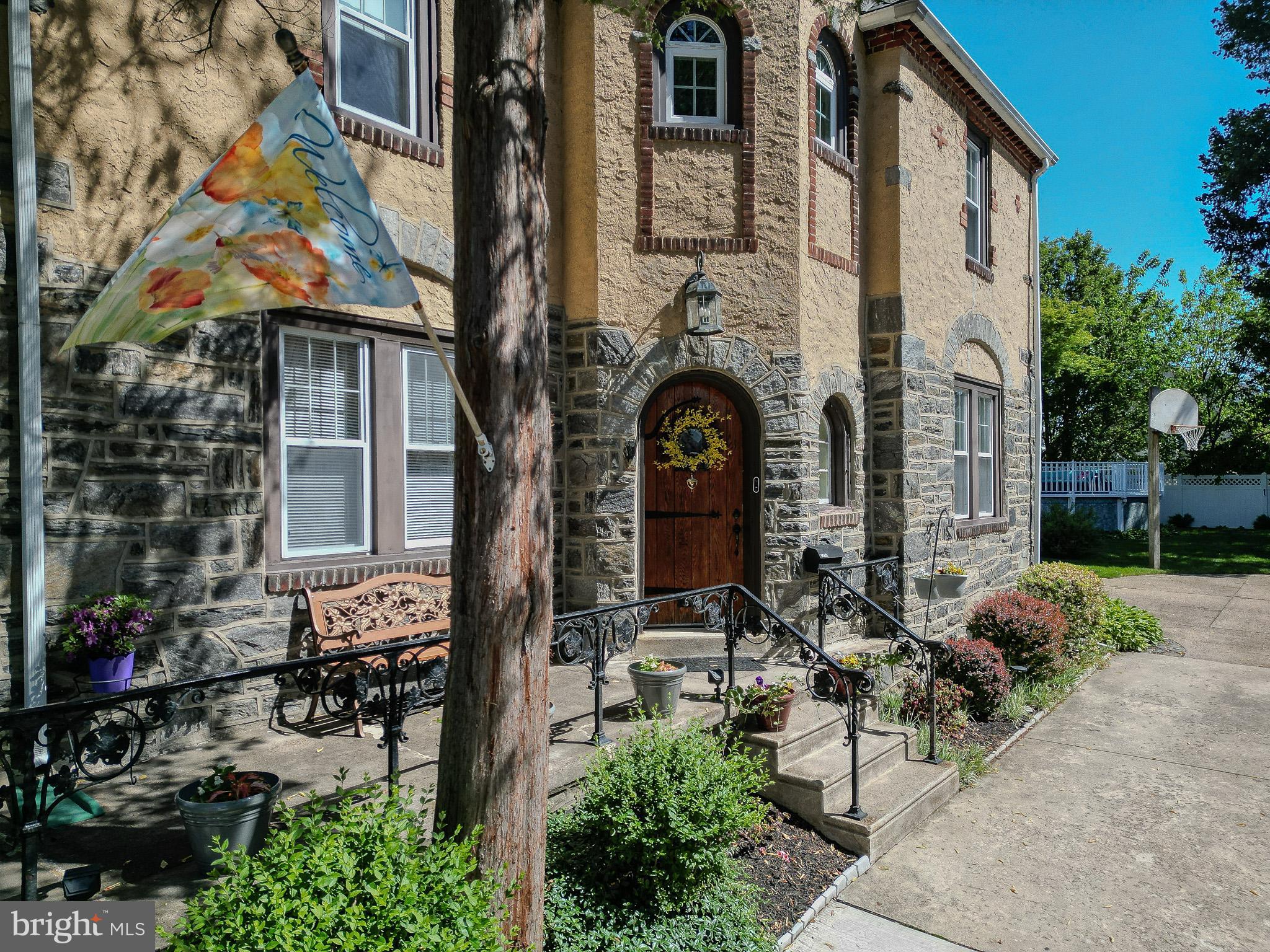 BEVERLY HILLS - Residential