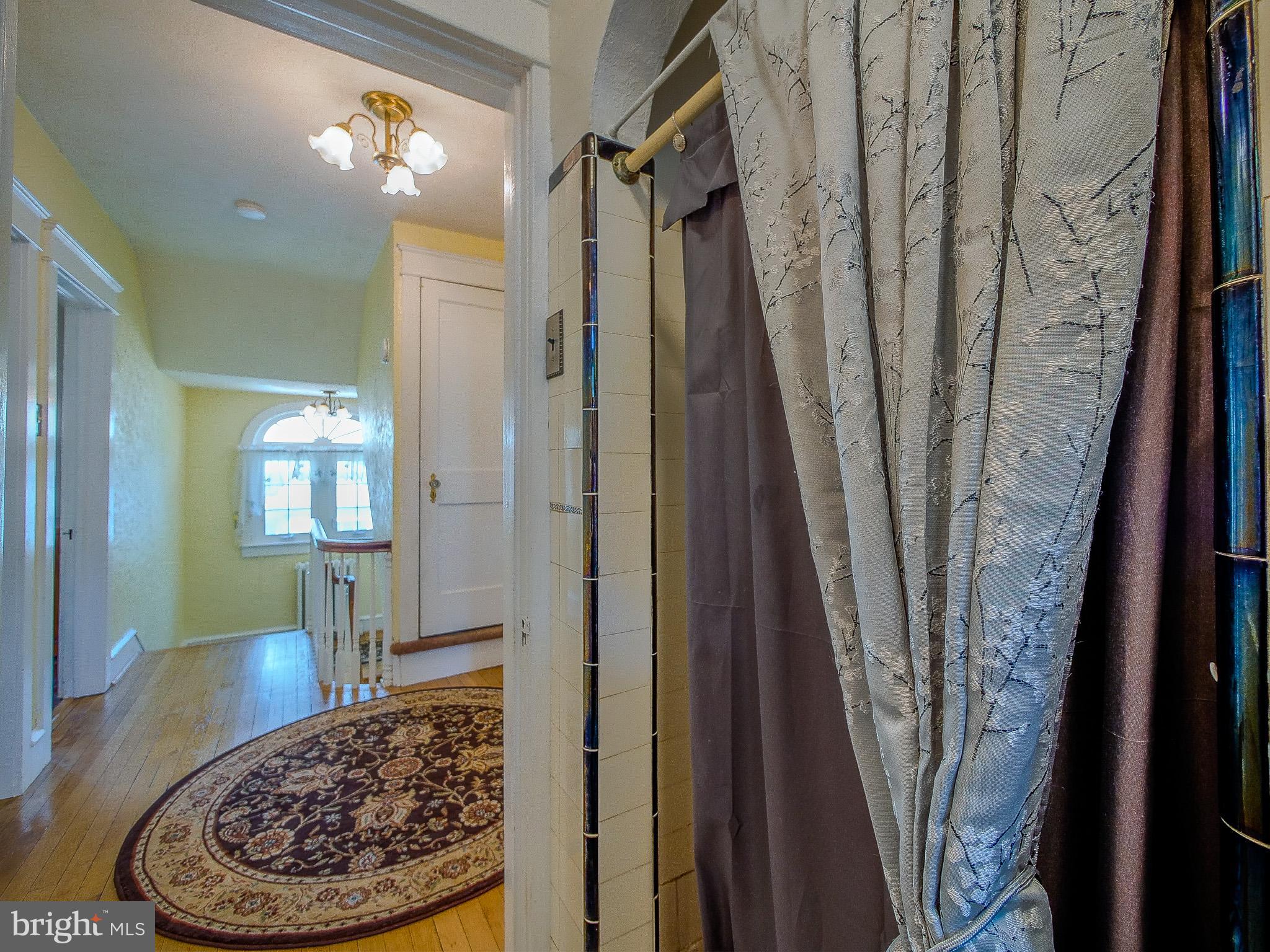 BEVERLY HILLS - Residential