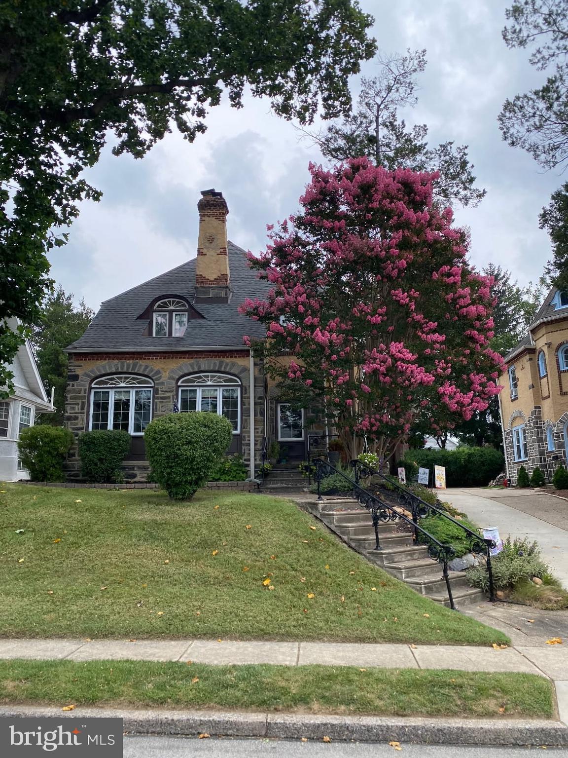 BEVERLY HILLS - Residential