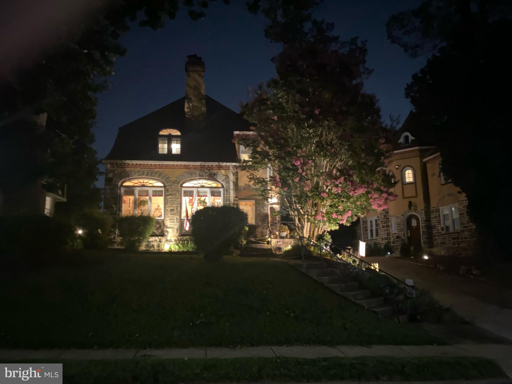 BEVERLY HILLS - Residential