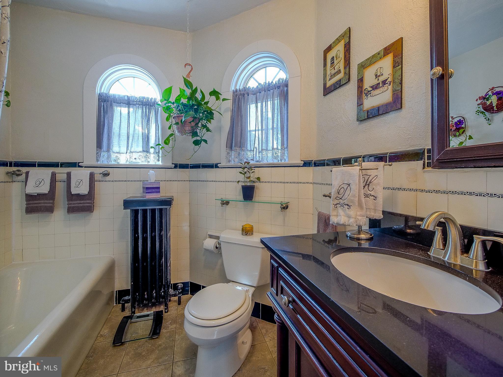 BEVERLY HILLS - Residential