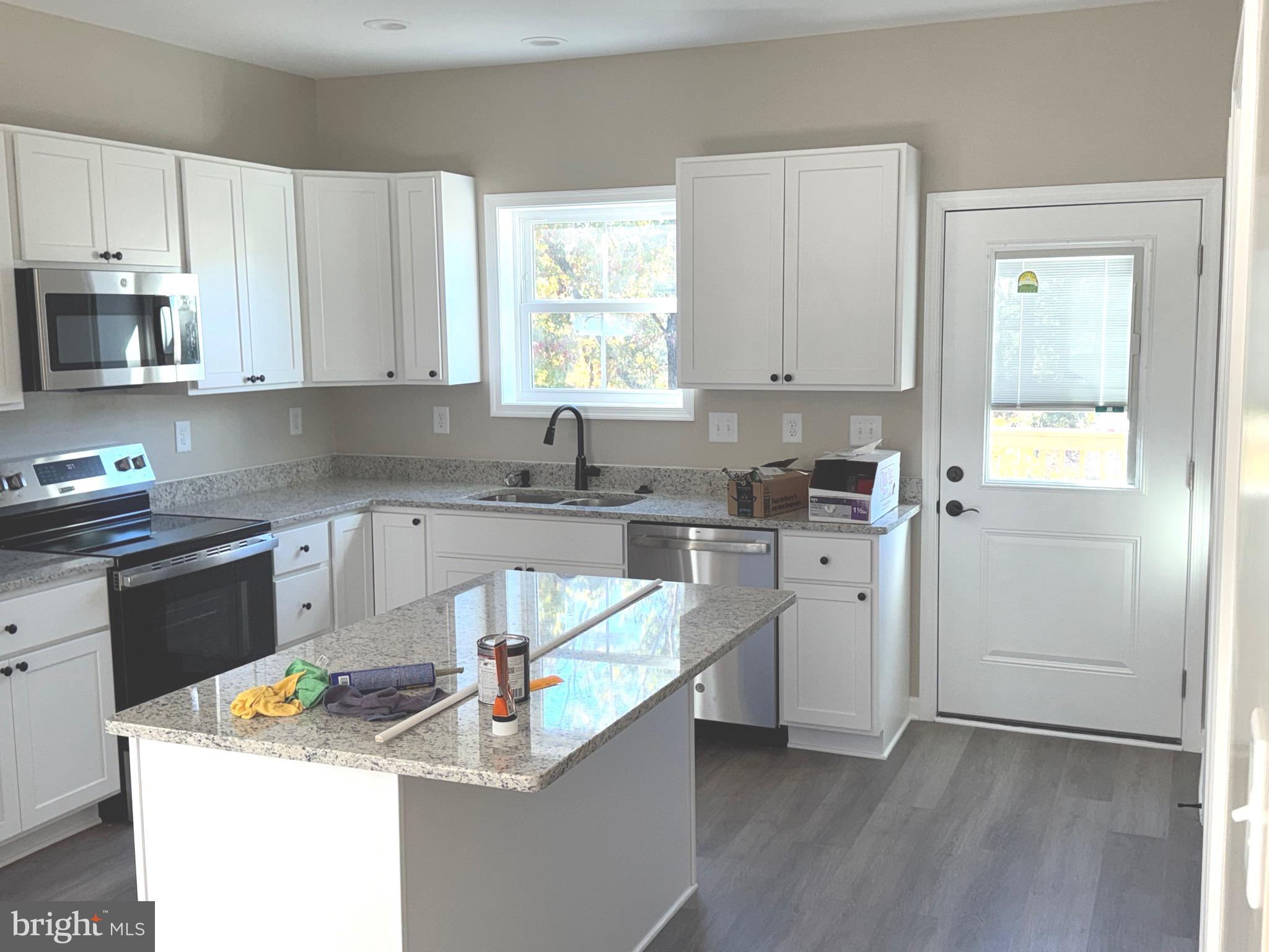 COLD SPRING RUN - Residential