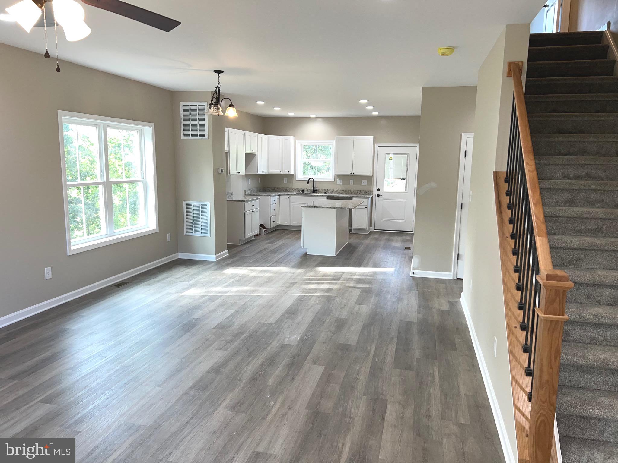 COLD SPRING RUN - Residential