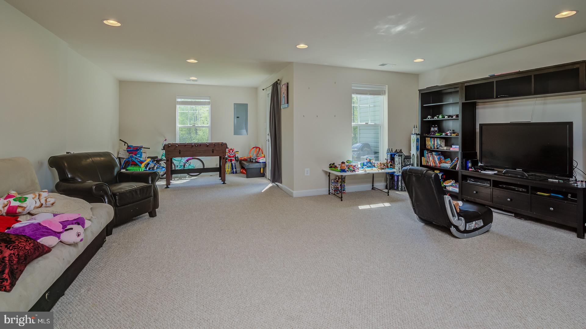 DAWKINS RIDGE - Residential