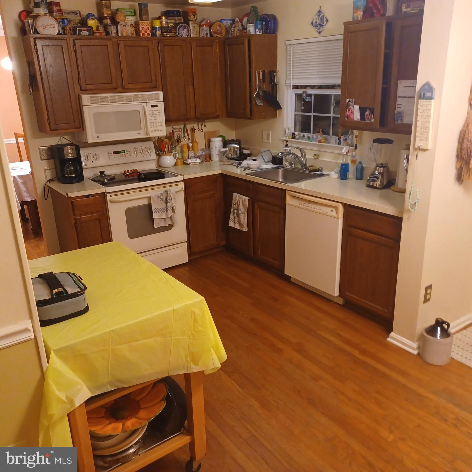 OAKHURST - Residential Lease