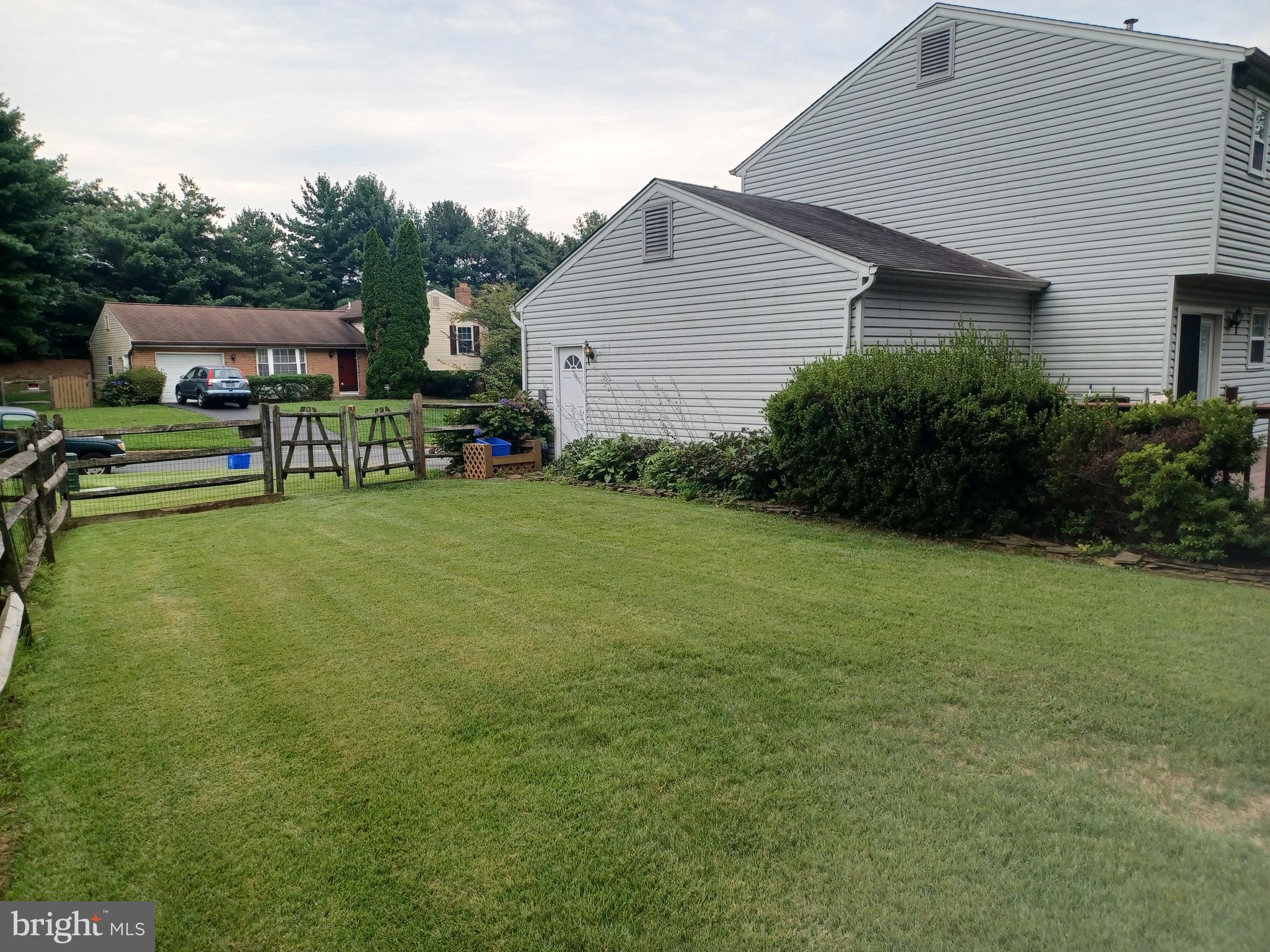 OAKHURST - Residential Lease