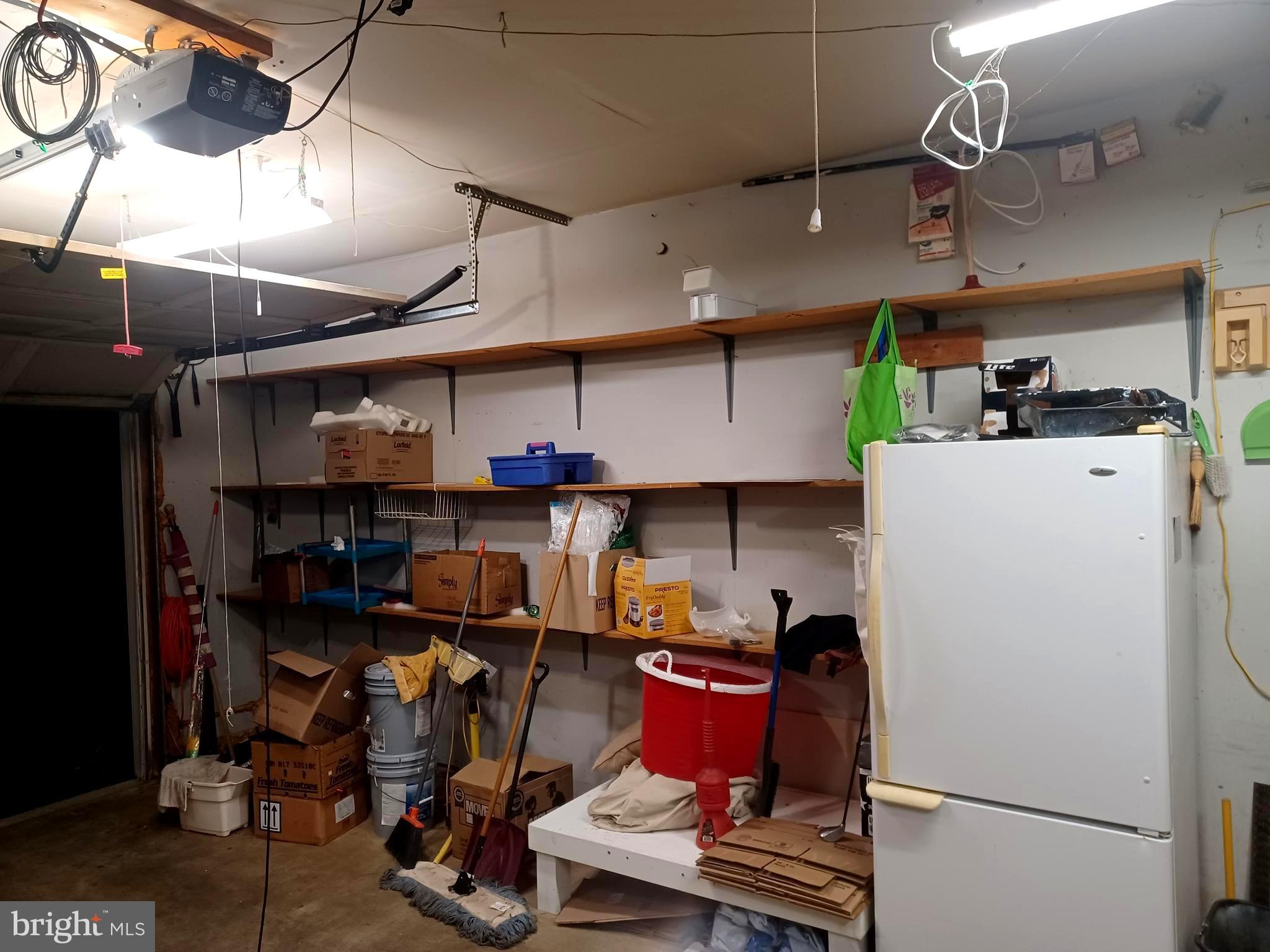 OAKHURST - Residential Lease