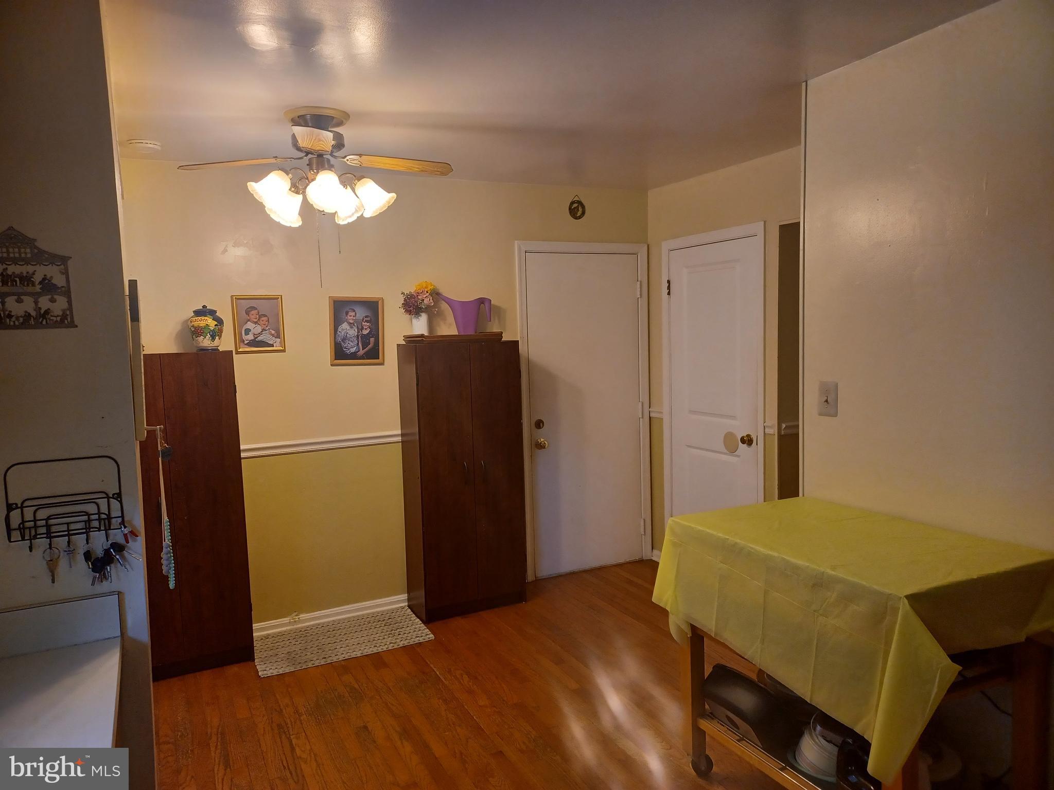 OAKHURST - Residential Lease