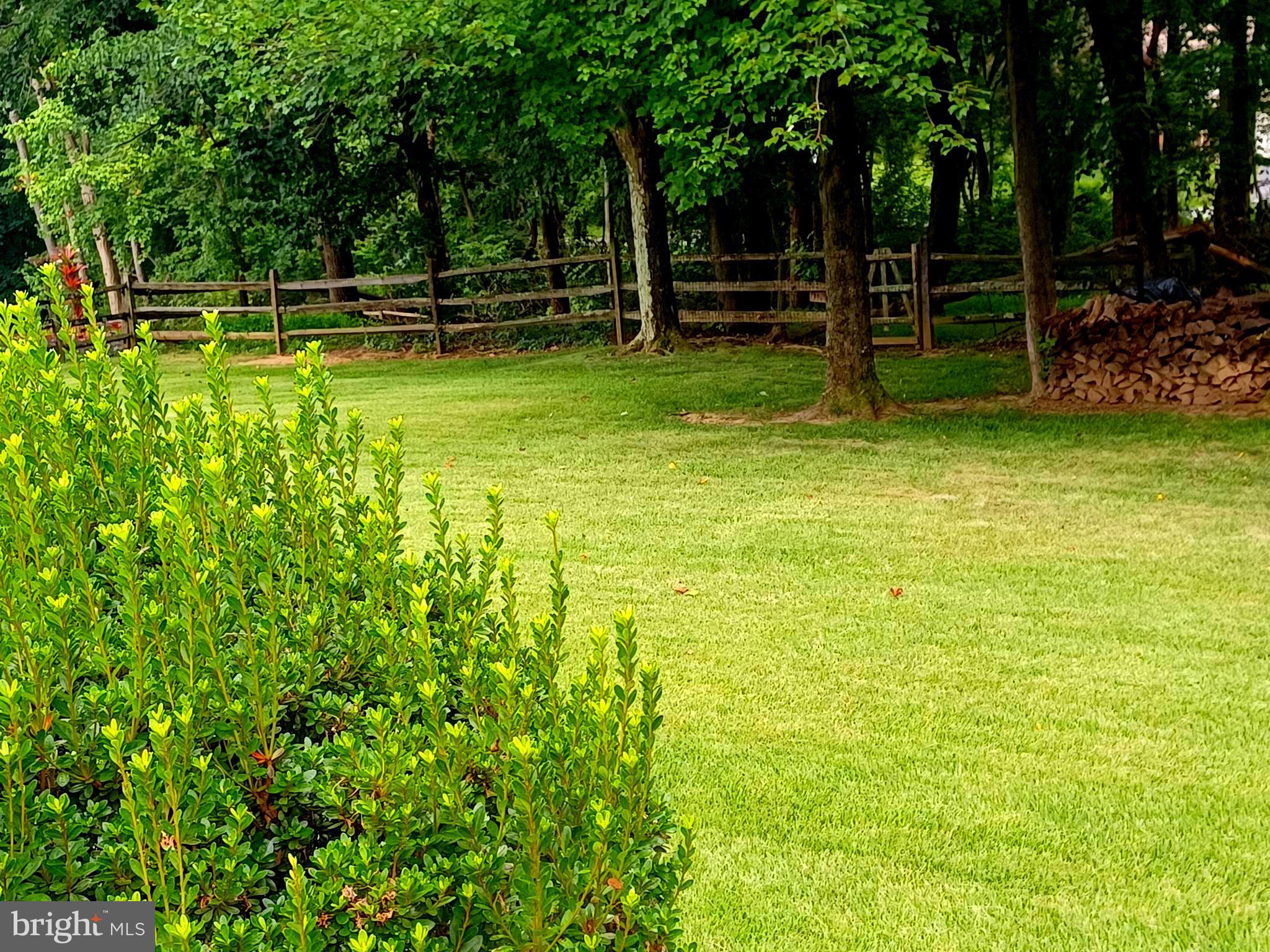 OAKHURST - Residential Lease