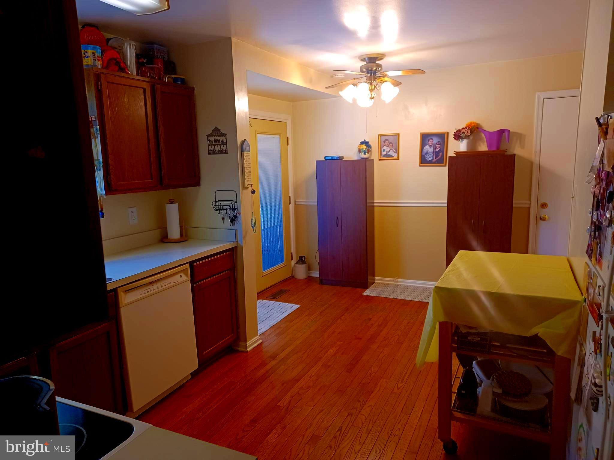 OAKHURST - Residential Lease