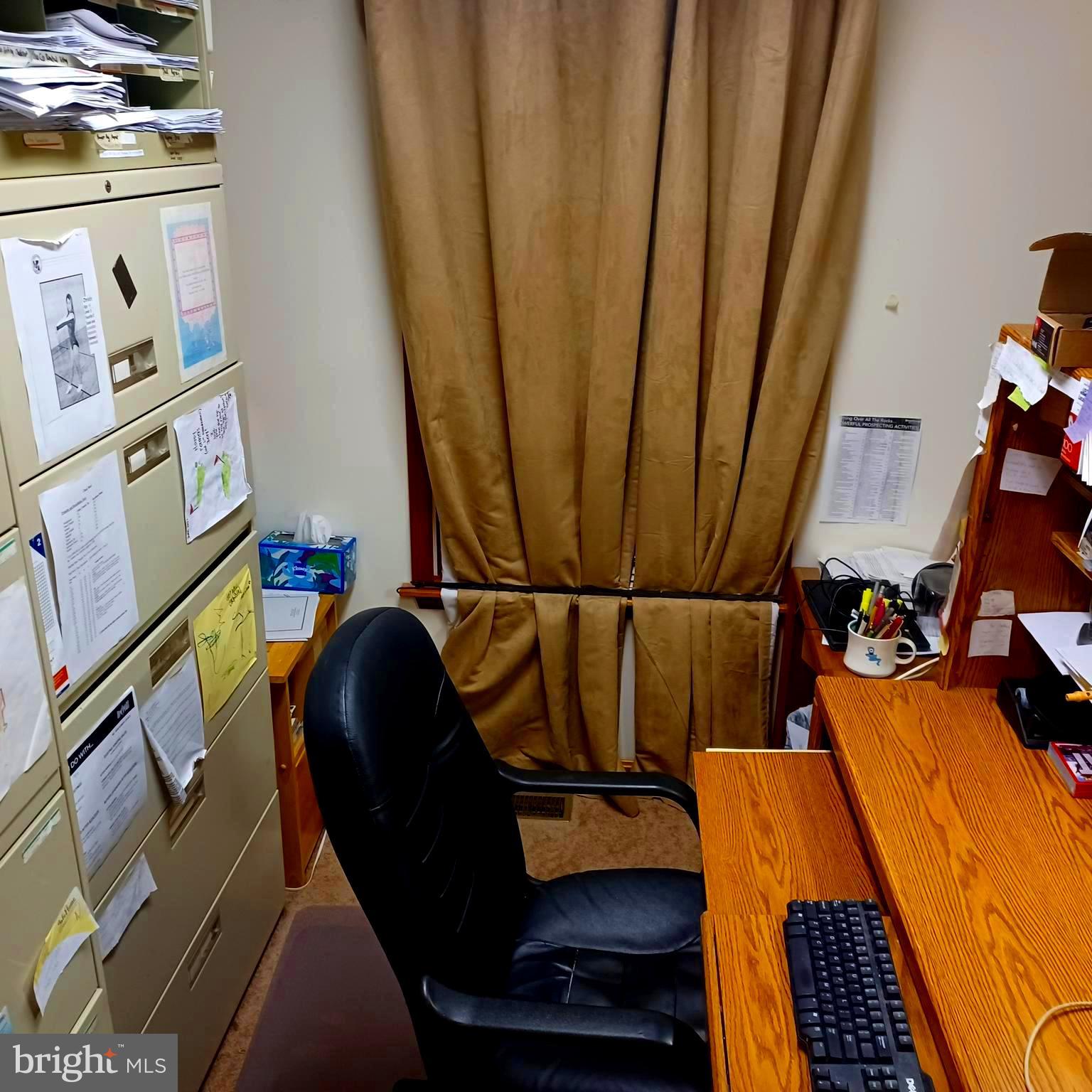 OAKHURST - Residential Lease