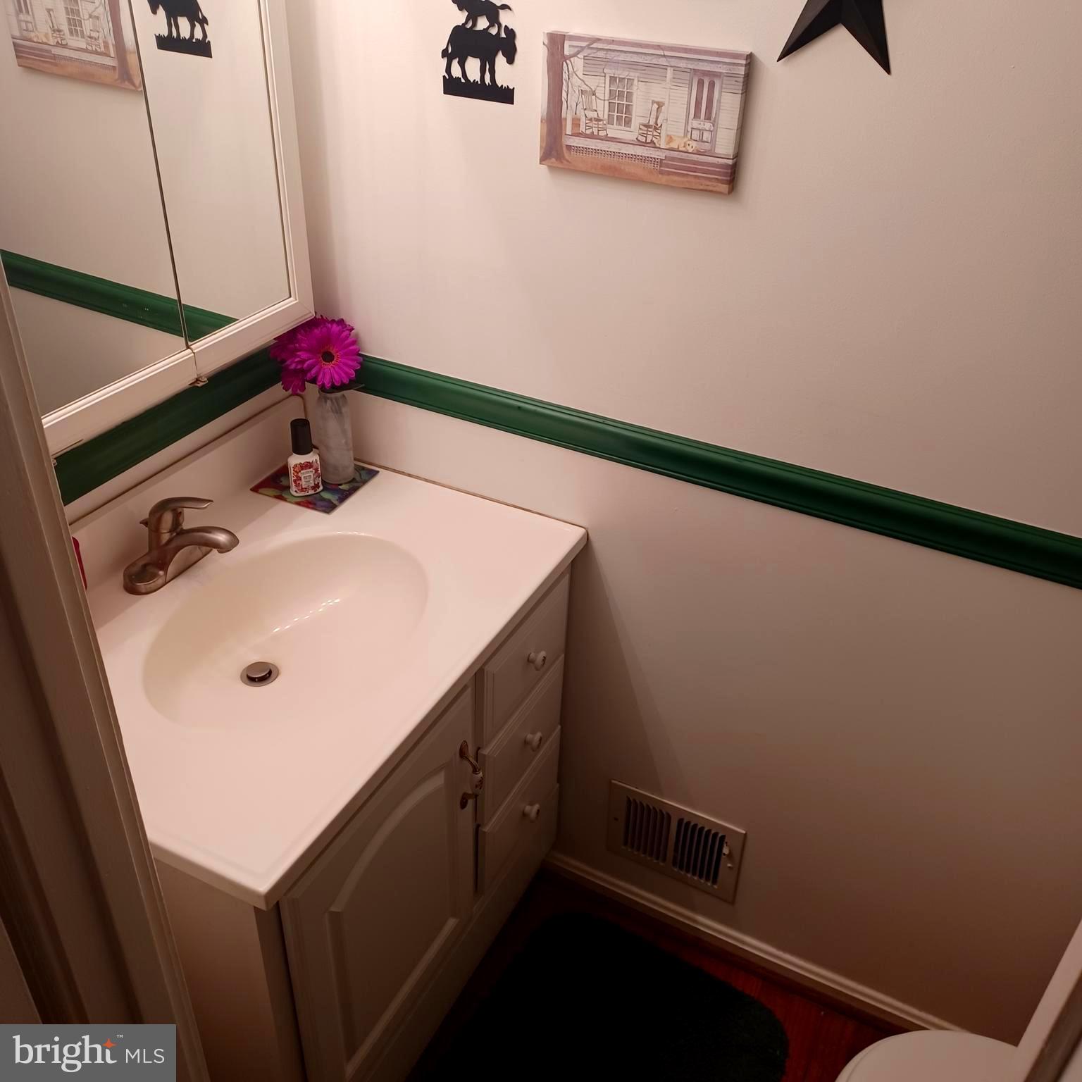 OAKHURST - Residential Lease