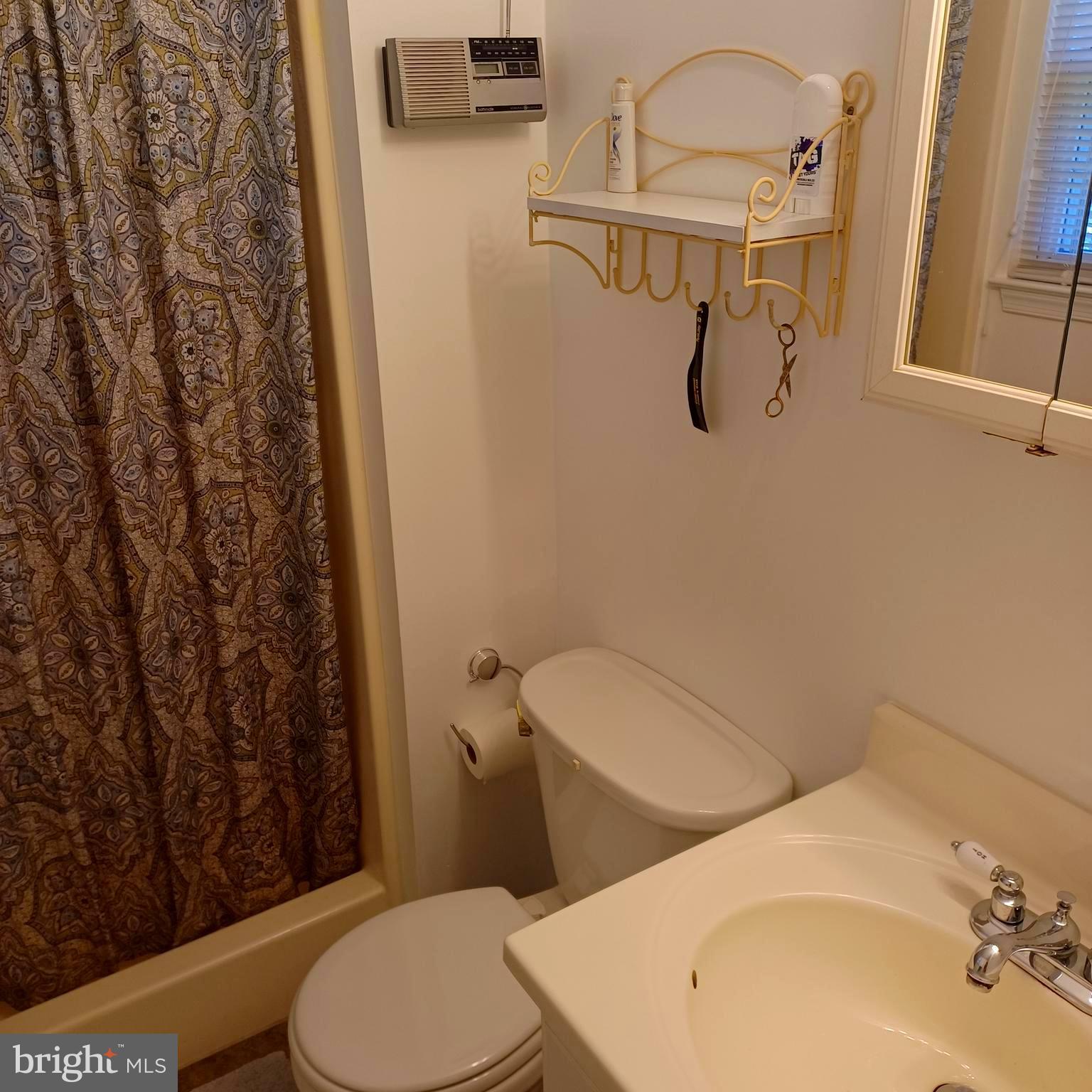 OAKHURST - Residential Lease