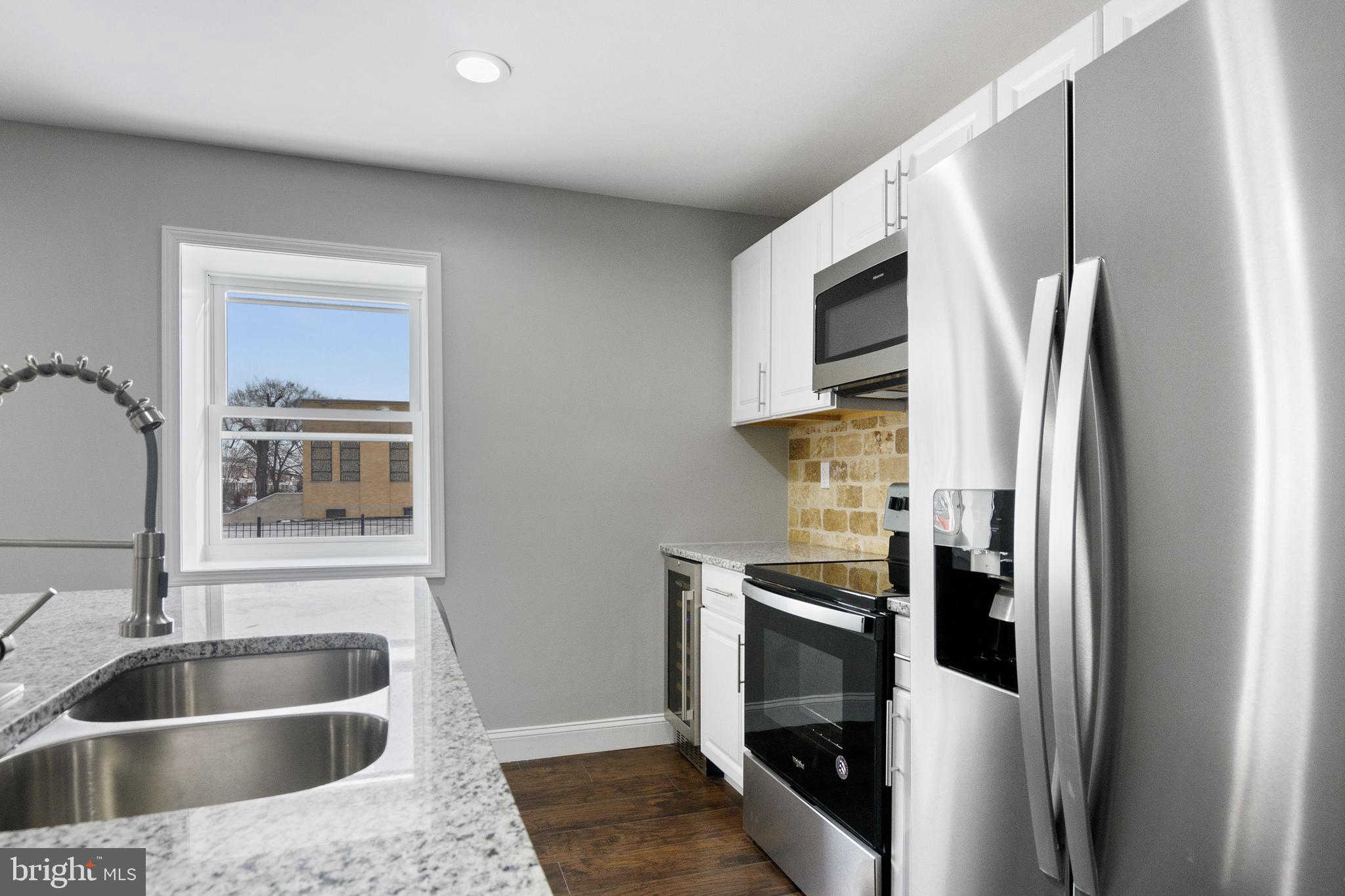 GREENSPRING - Residential