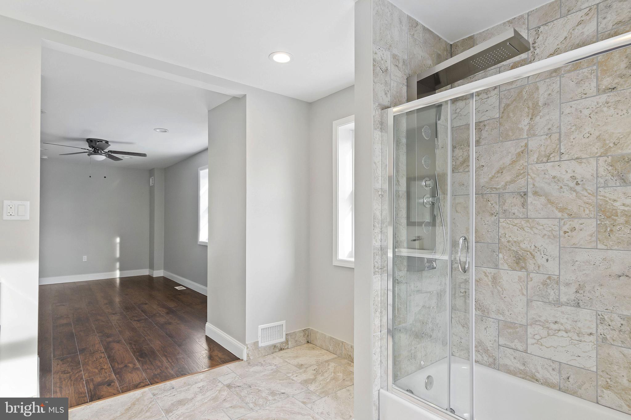 GREENSPRING - Residential