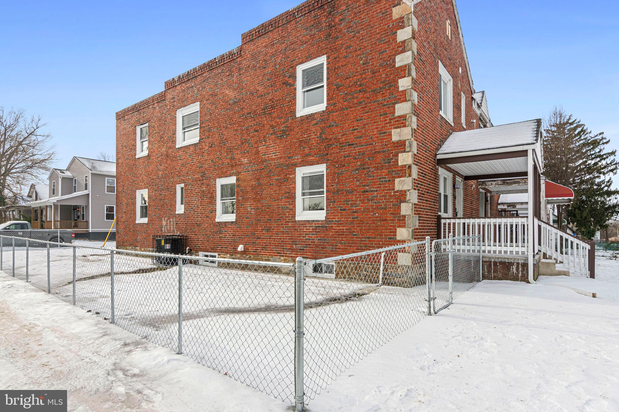 GREENSPRING - Residential