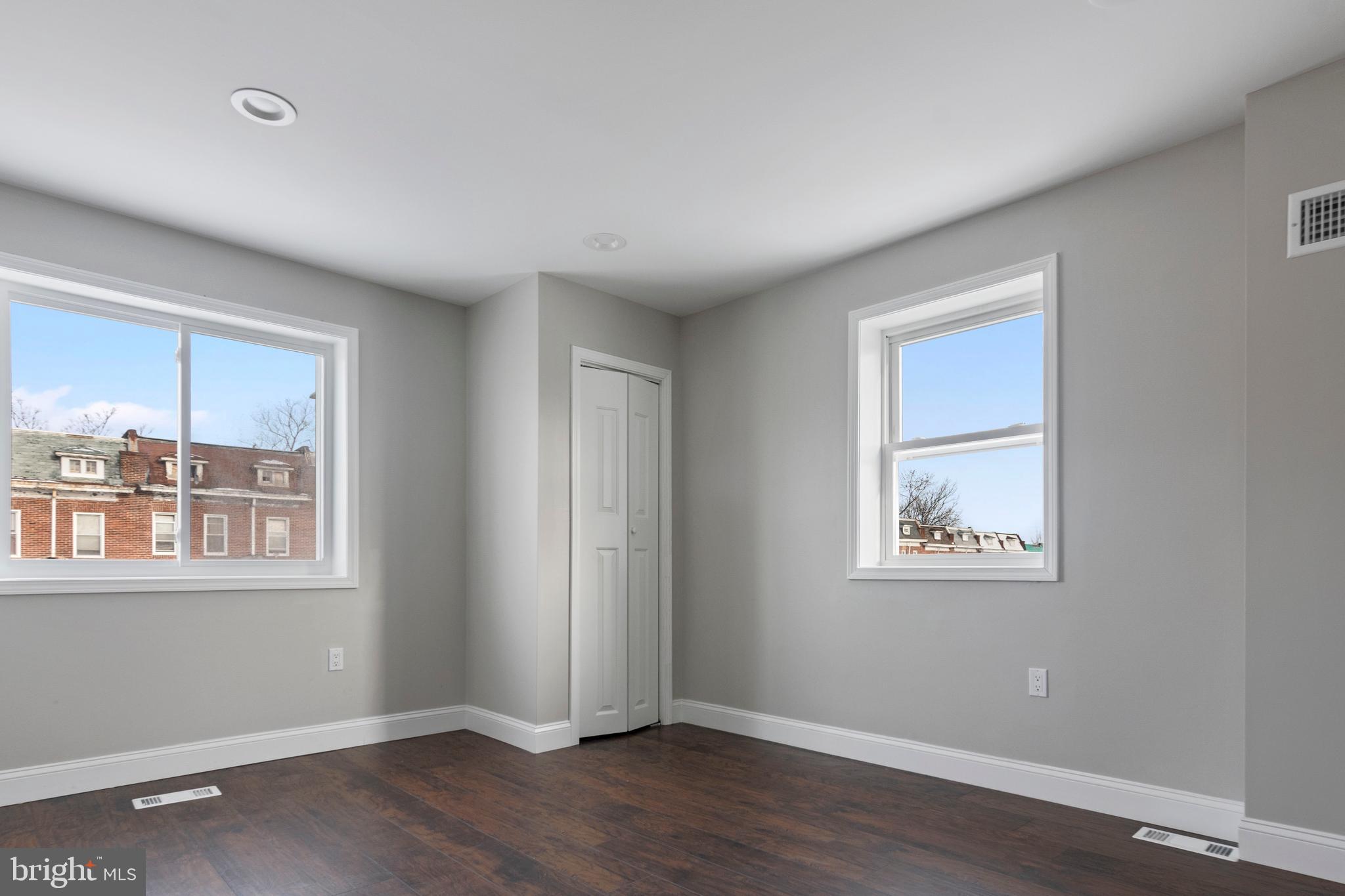 GREENSPRING - Residential