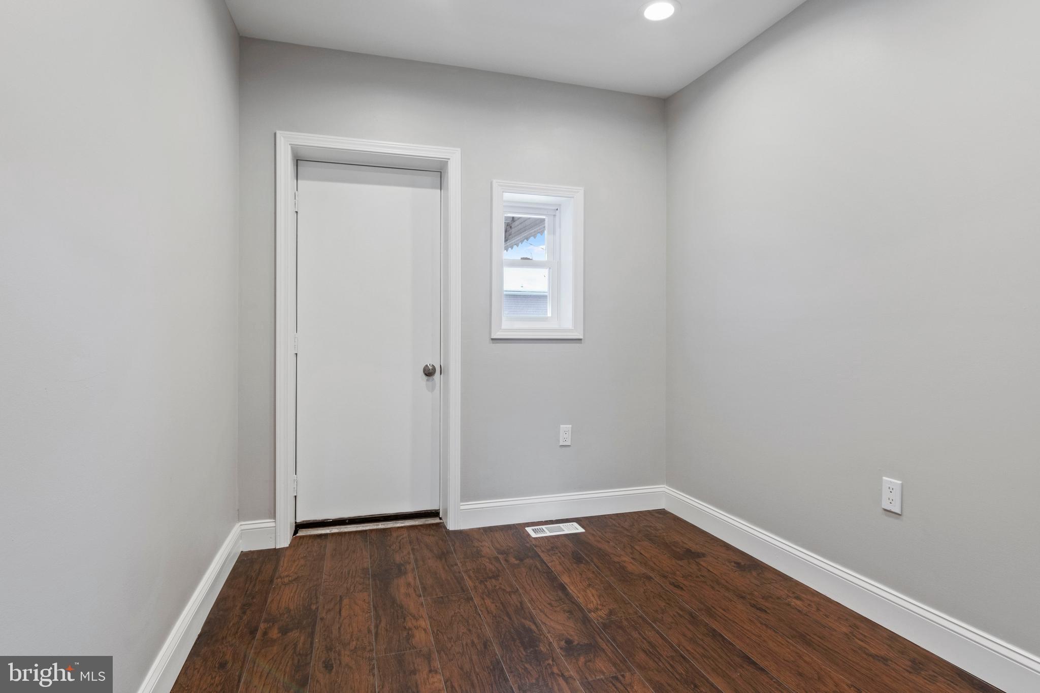 GREENSPRING - Residential