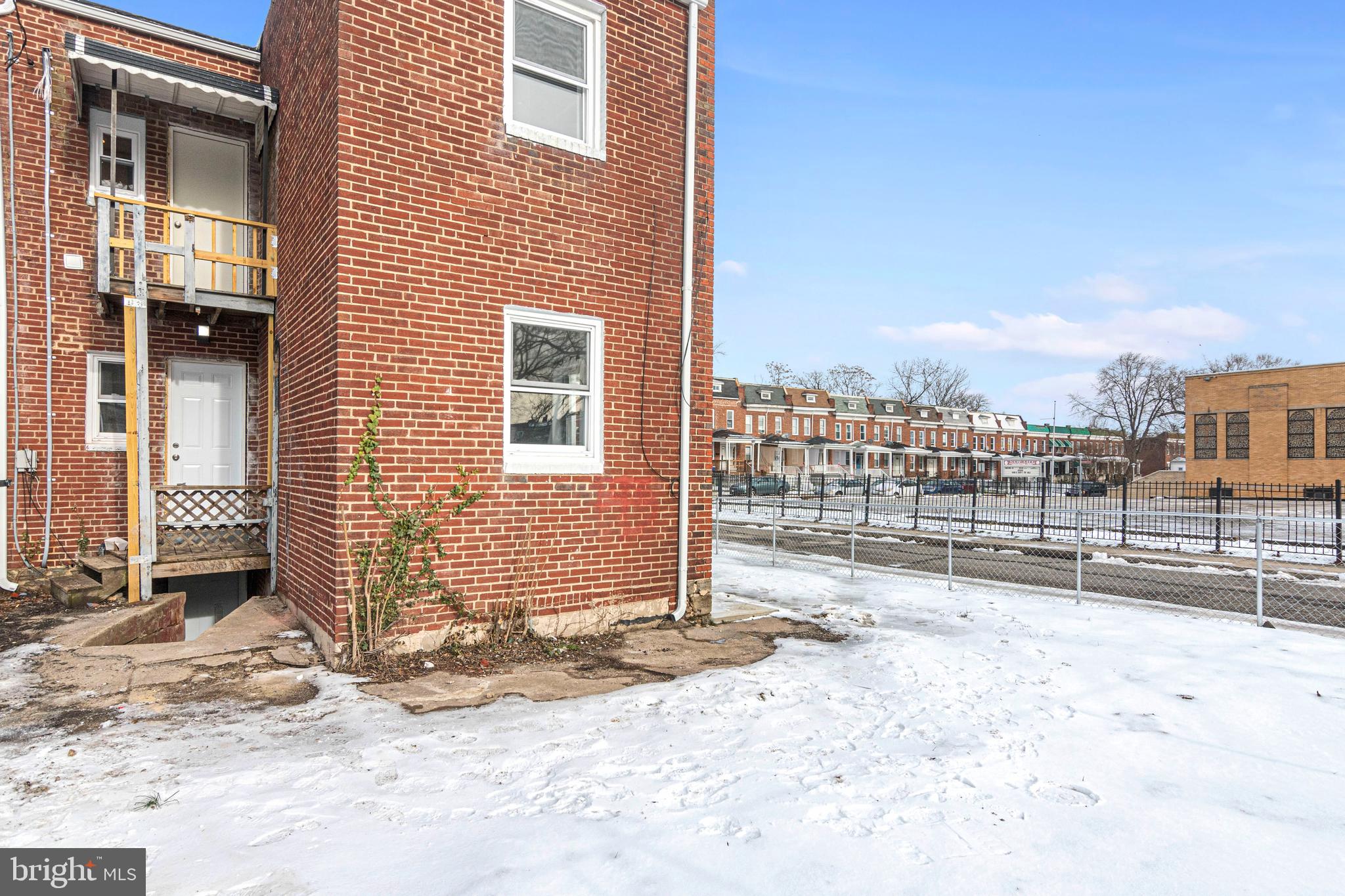 GREENSPRING - Residential