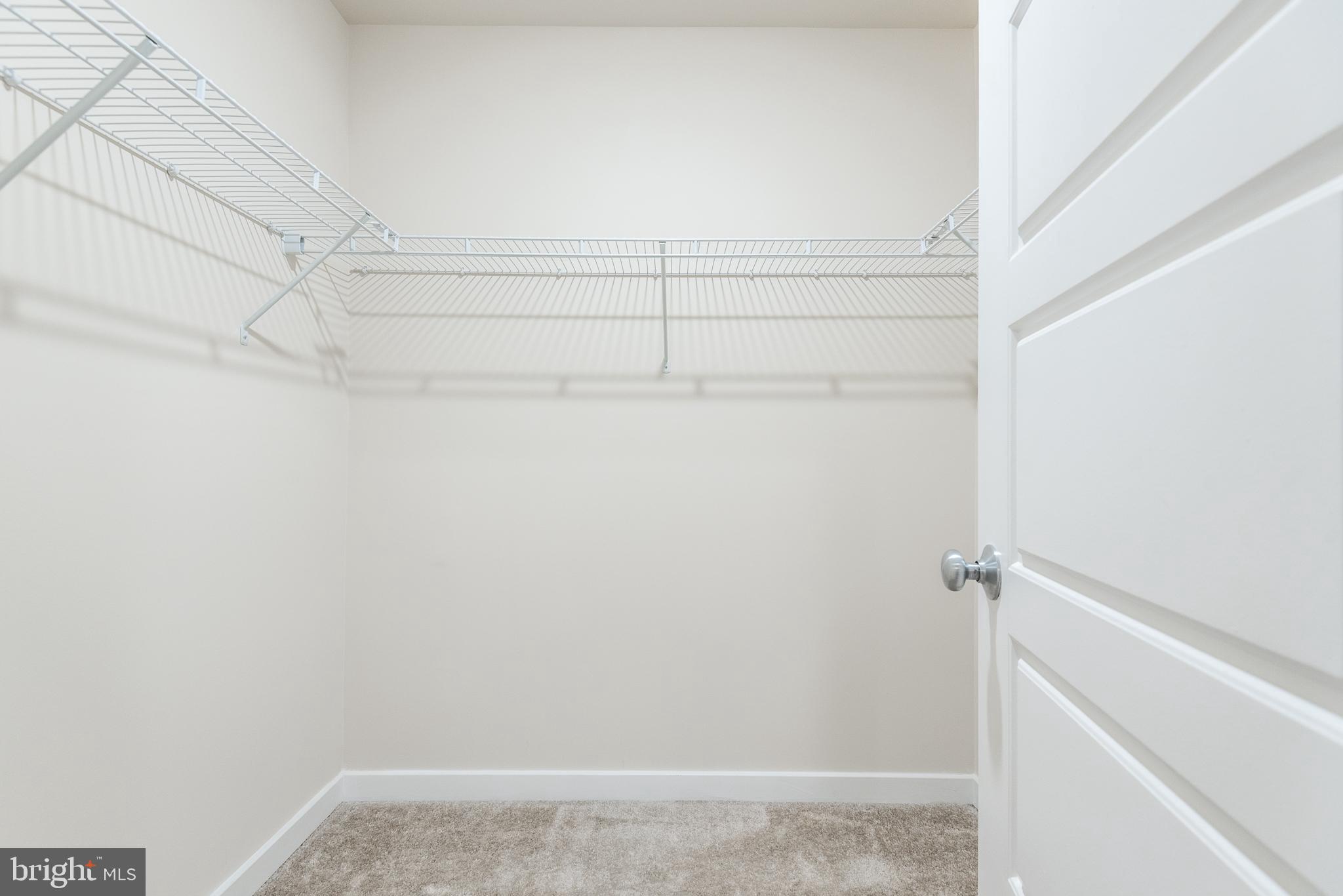 GLENMONT METROCENTRE - Residential Lease