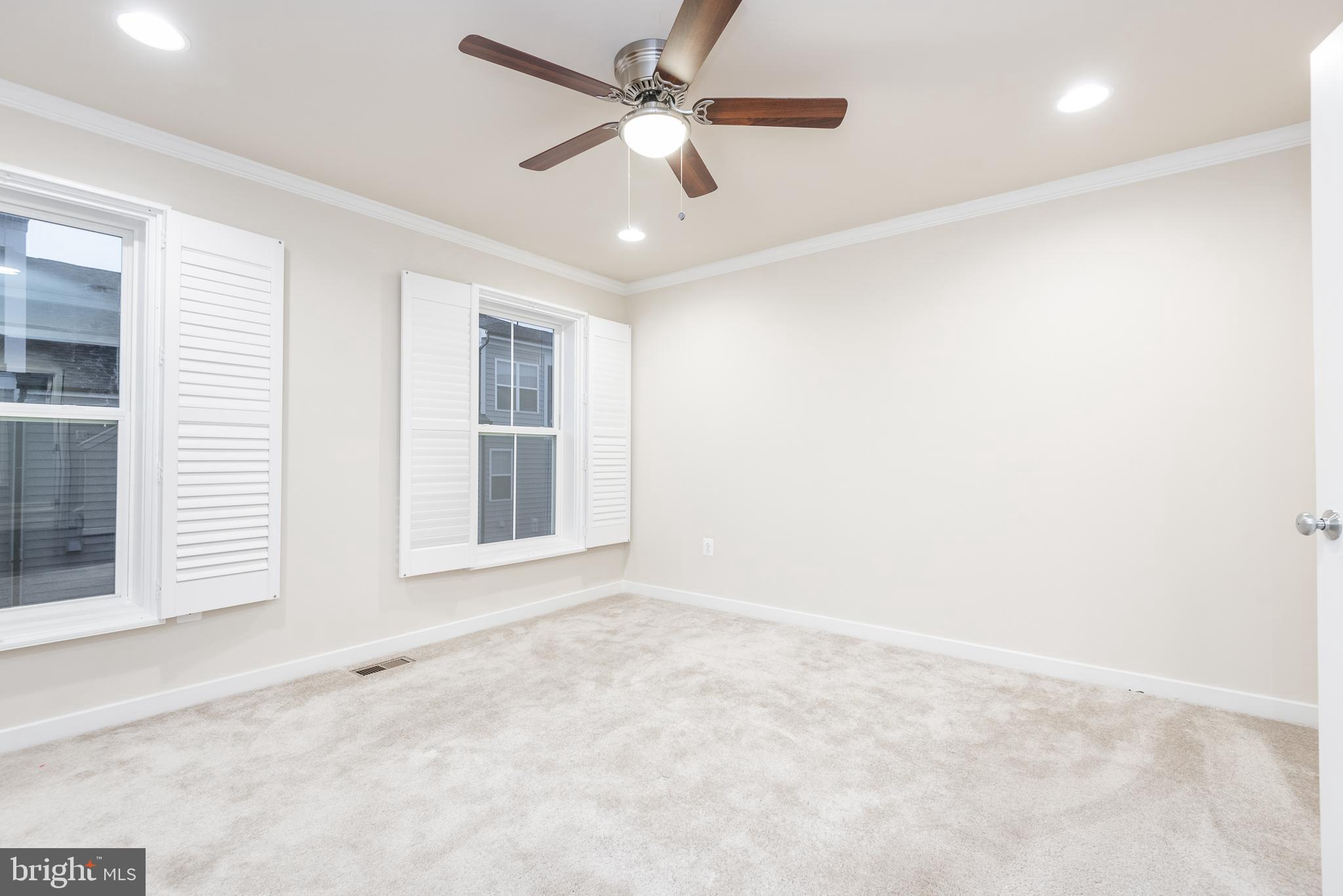 GLENMONT METROCENTRE - Residential Lease