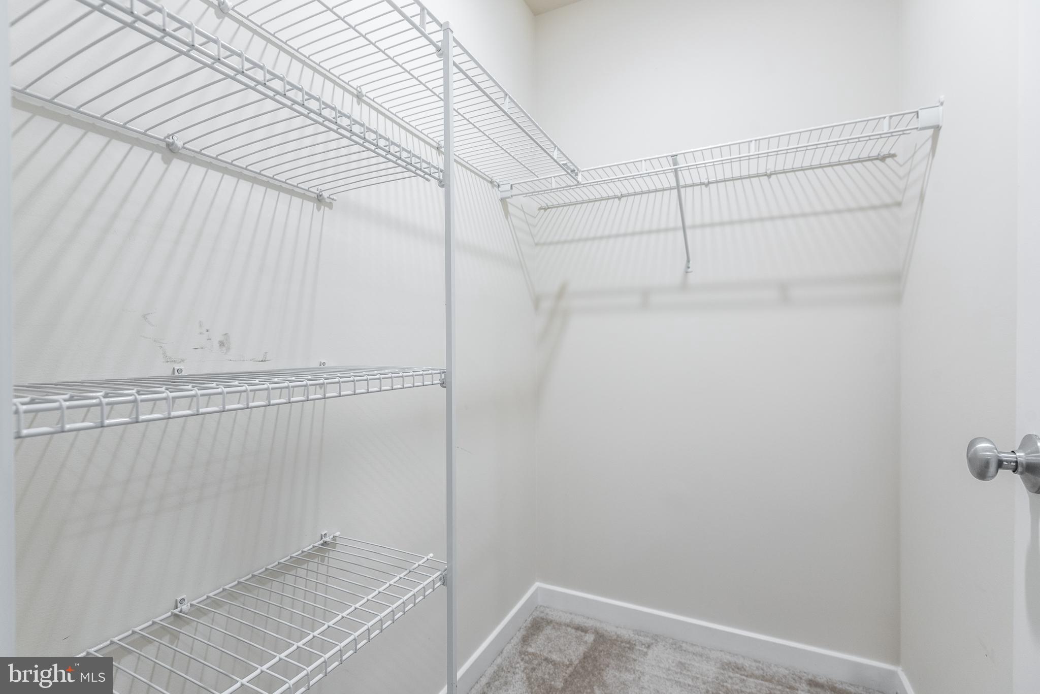 GLENMONT METROCENTRE - Residential Lease