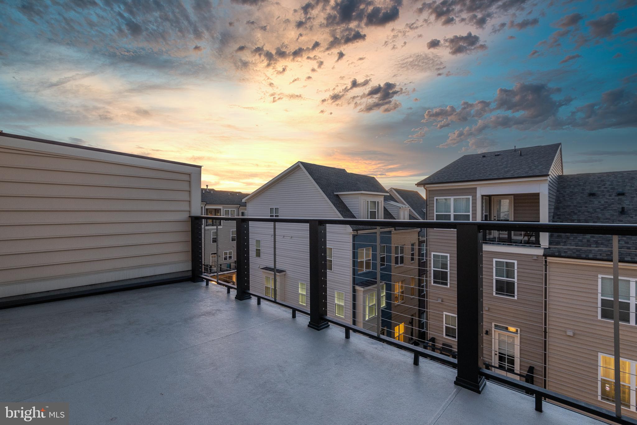 GLENMONT METROCENTRE - Residential Lease