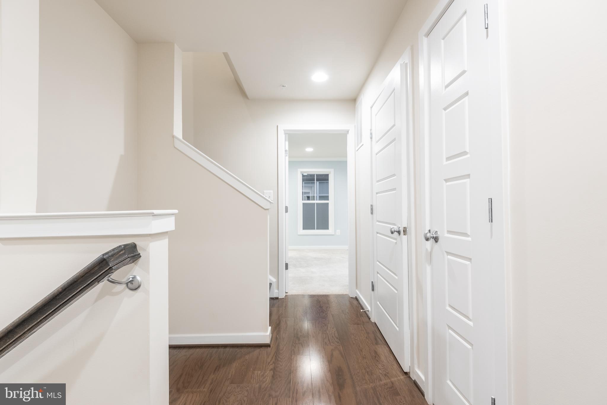 GLENMONT METROCENTRE - Residential Lease