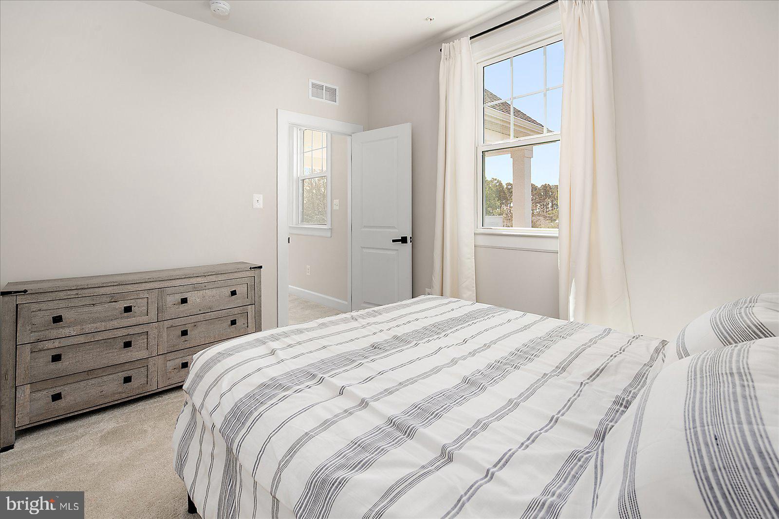 BAYSIDE - Residential