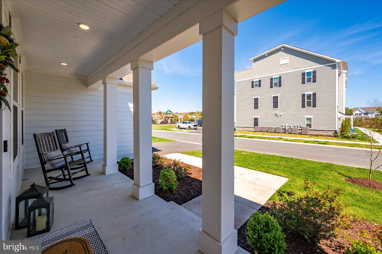 BAYSIDE - Residential