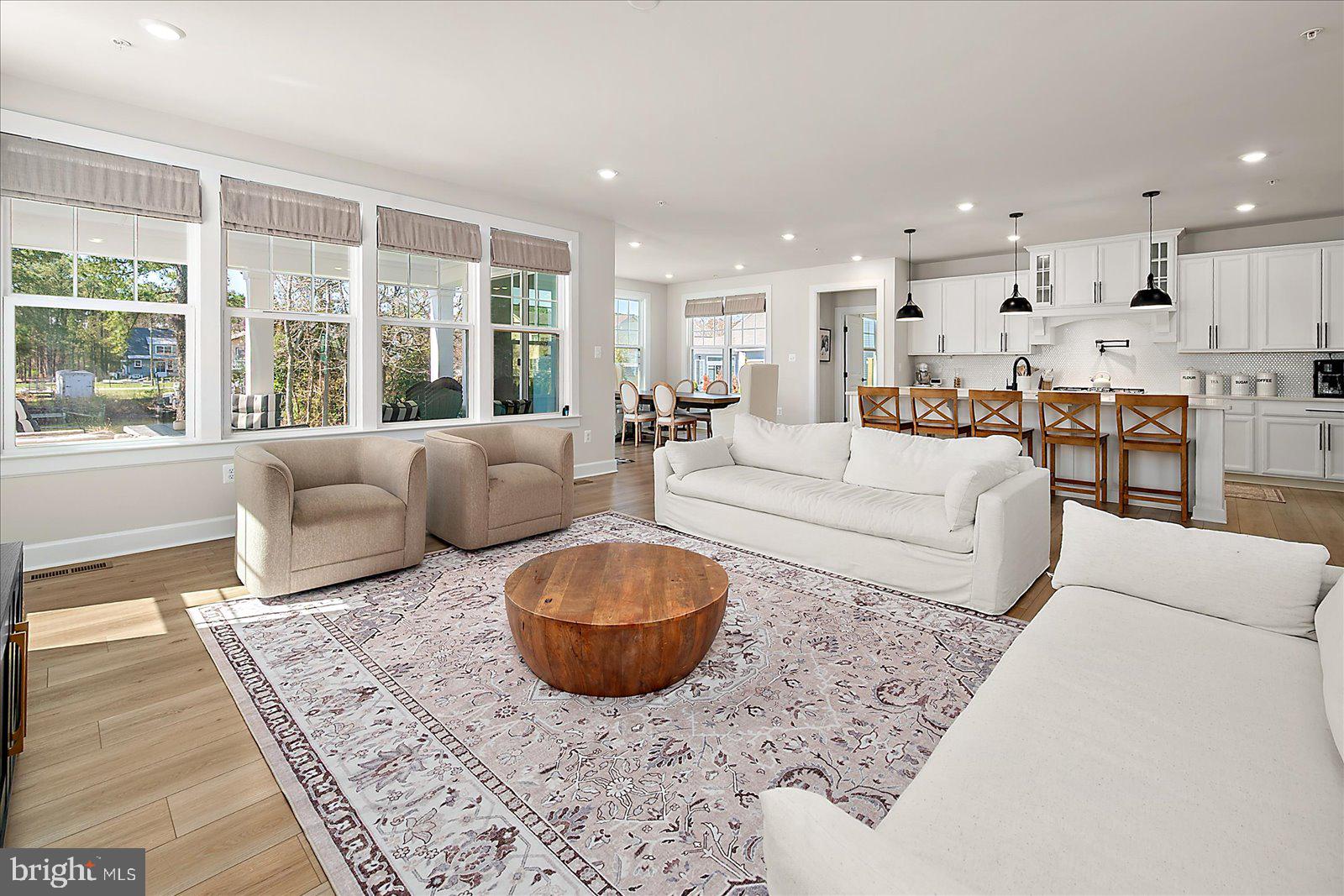 BAYSIDE - Residential