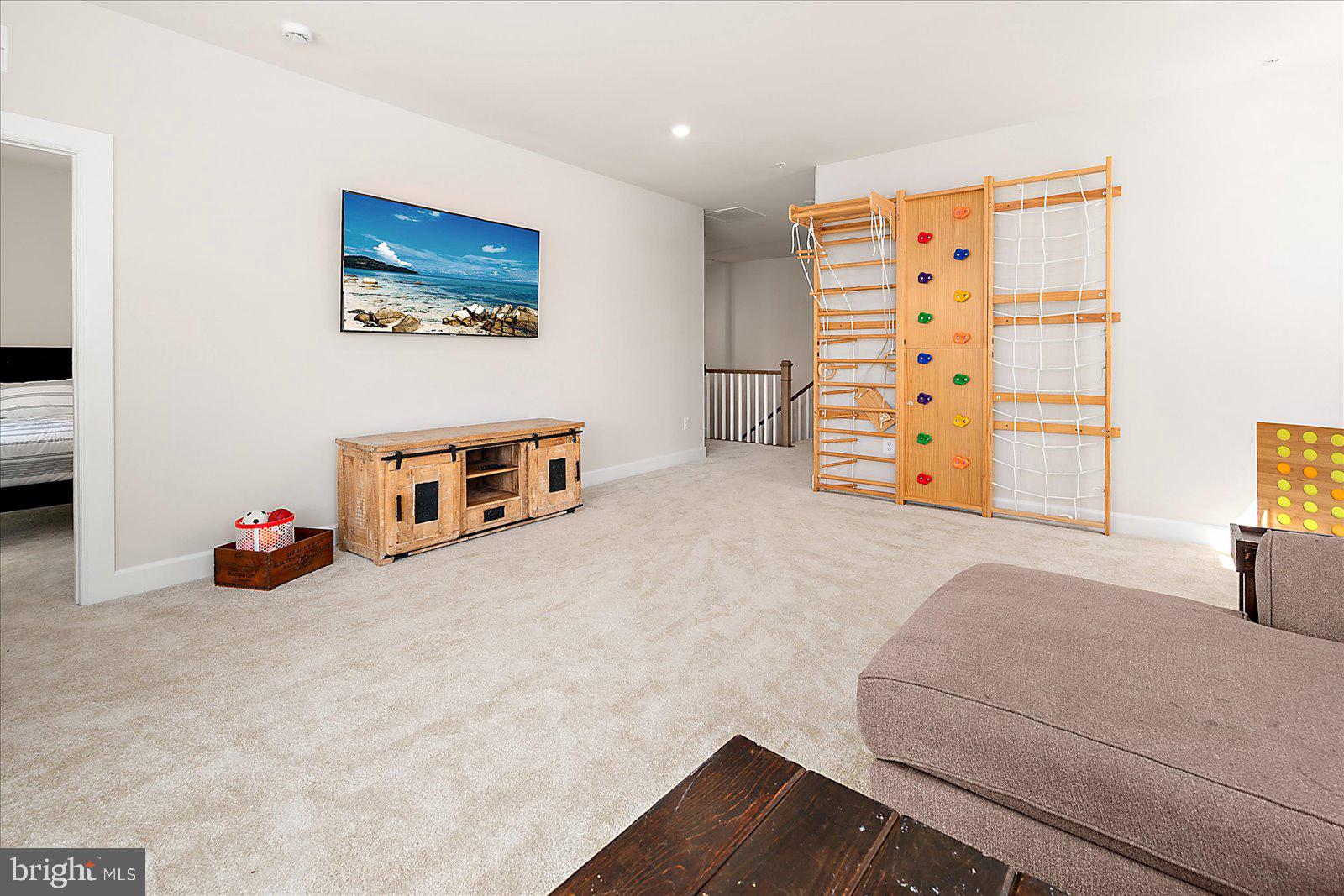 BAYSIDE - Residential