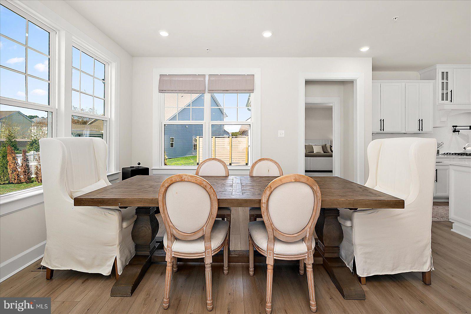 BAYSIDE - Residential