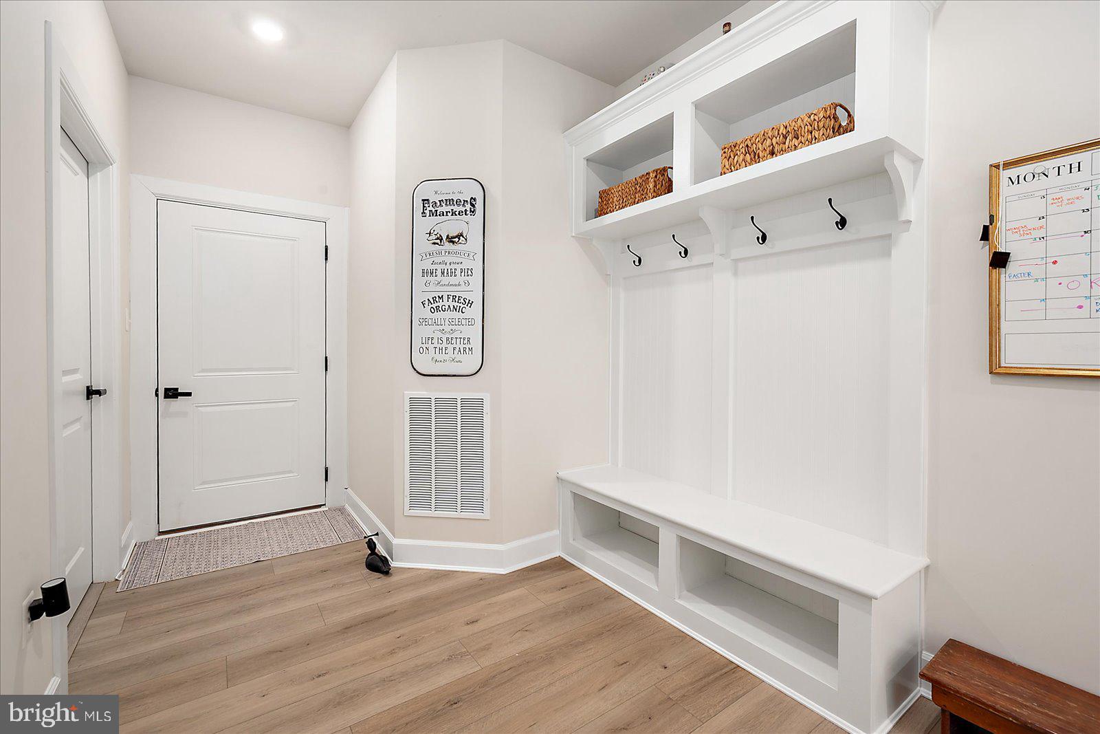 BAYSIDE - Residential