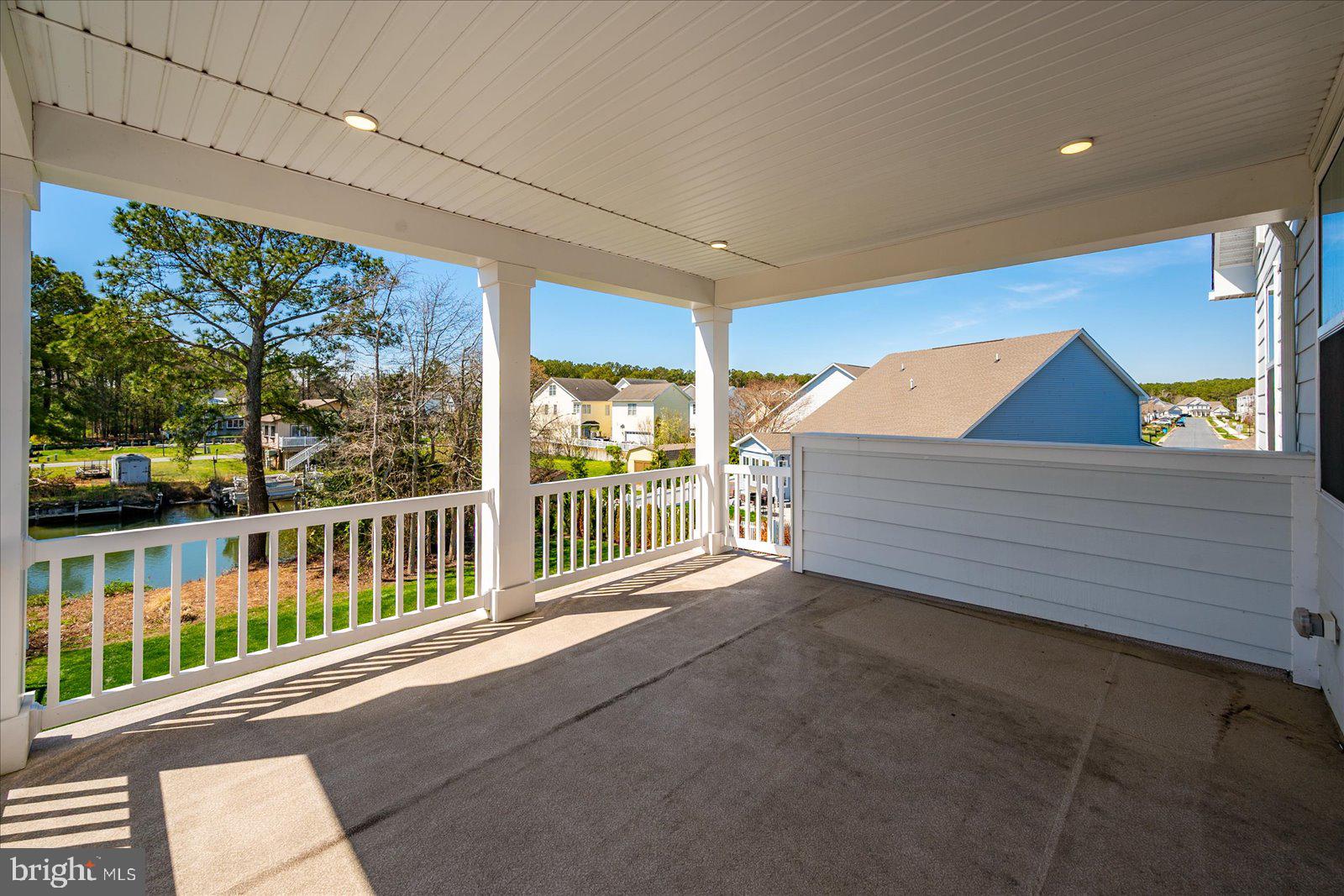 BAYSIDE - Residential