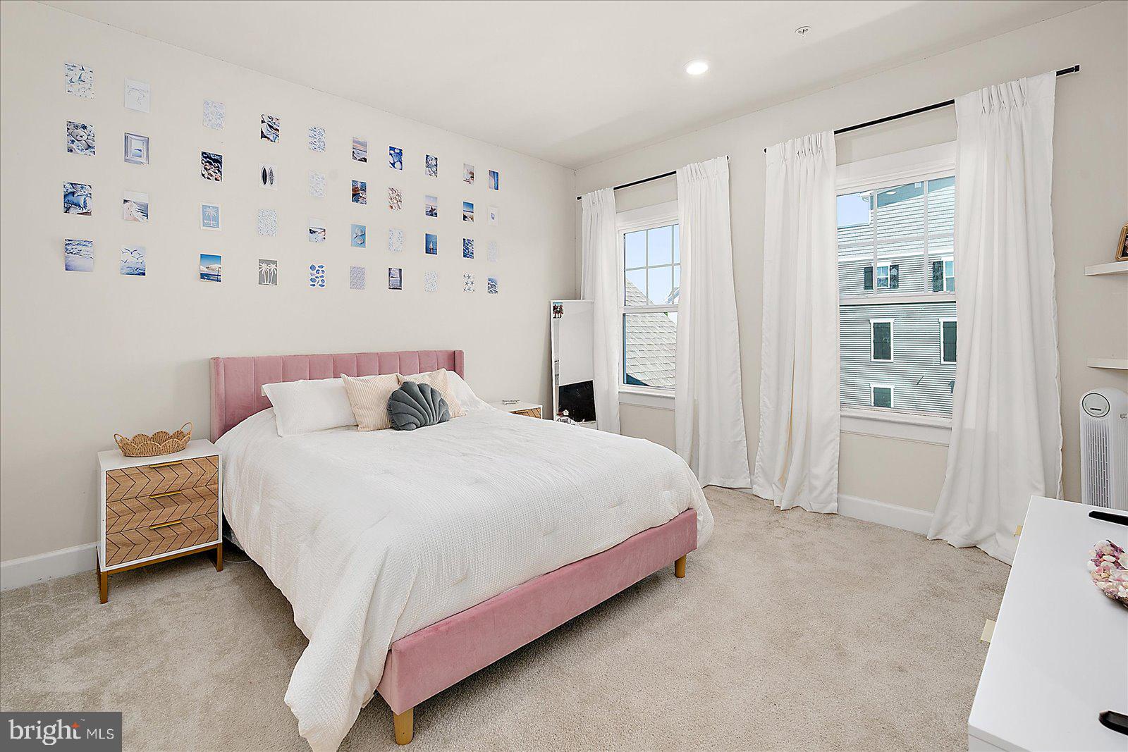 BAYSIDE - Residential