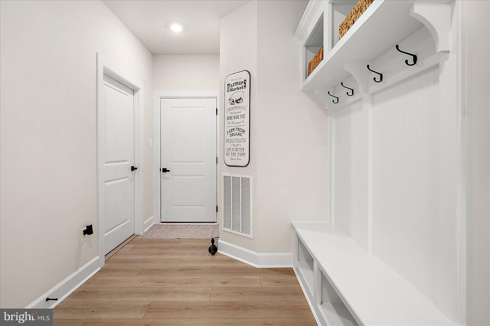 BAYSIDE - Residential