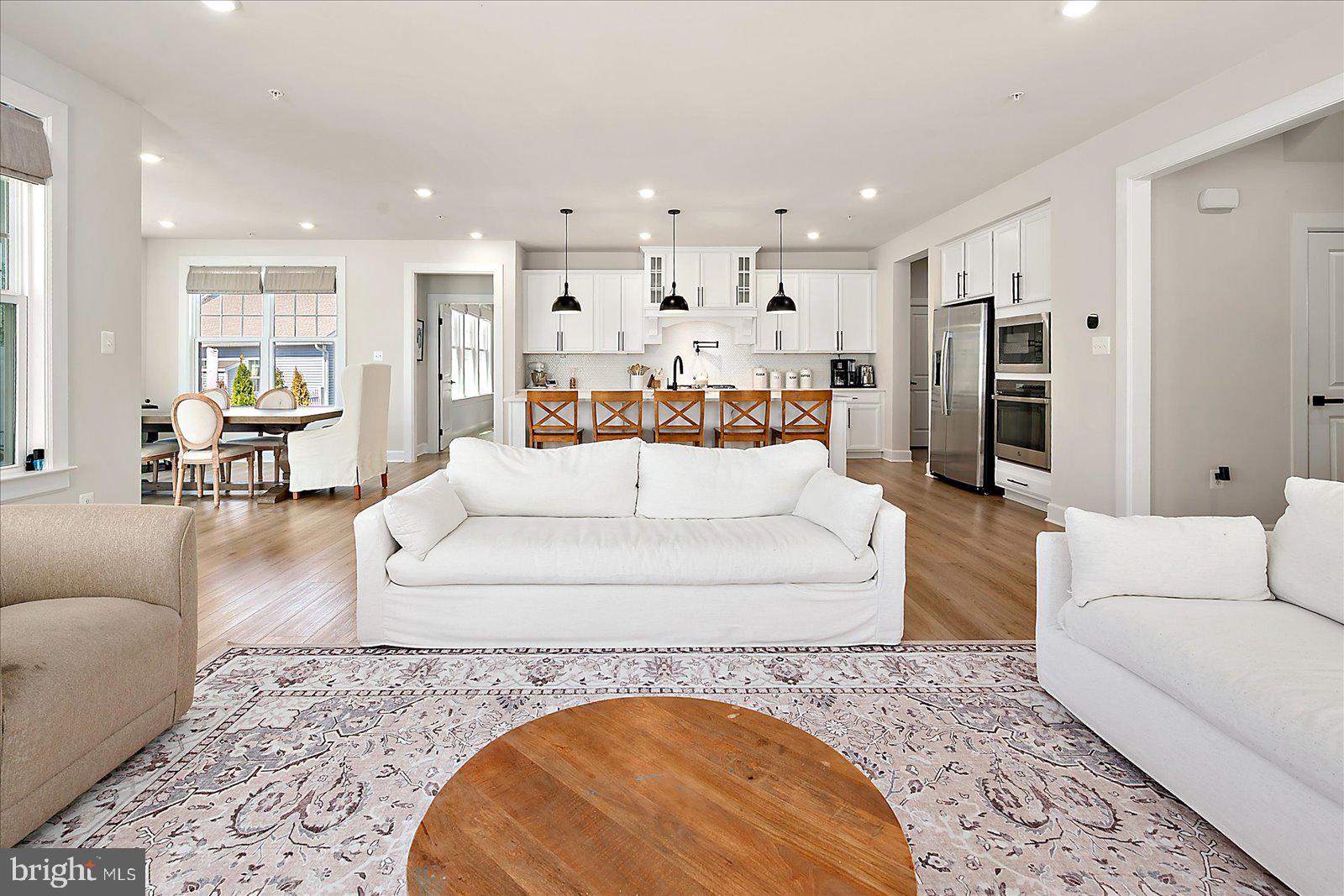 BAYSIDE - Residential