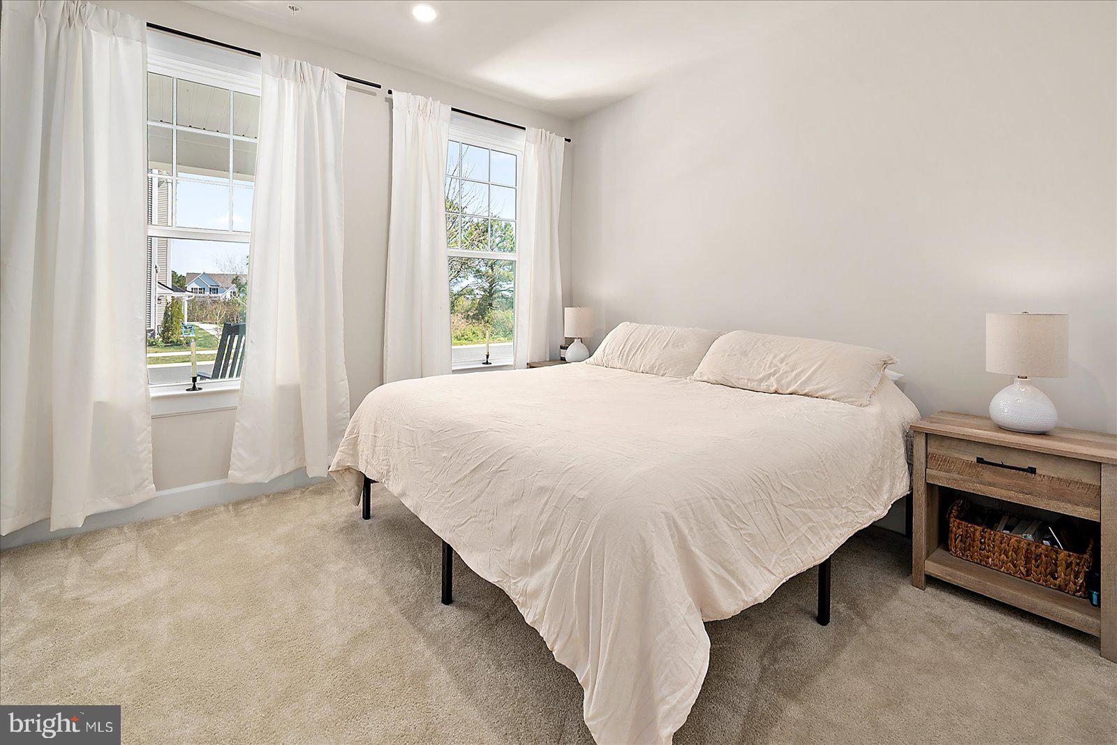 BAYSIDE - Residential