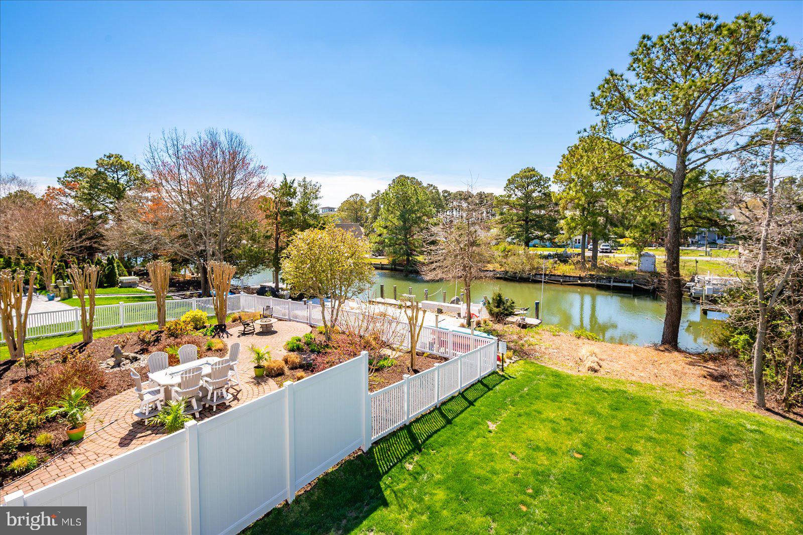 BAYSIDE - Residential