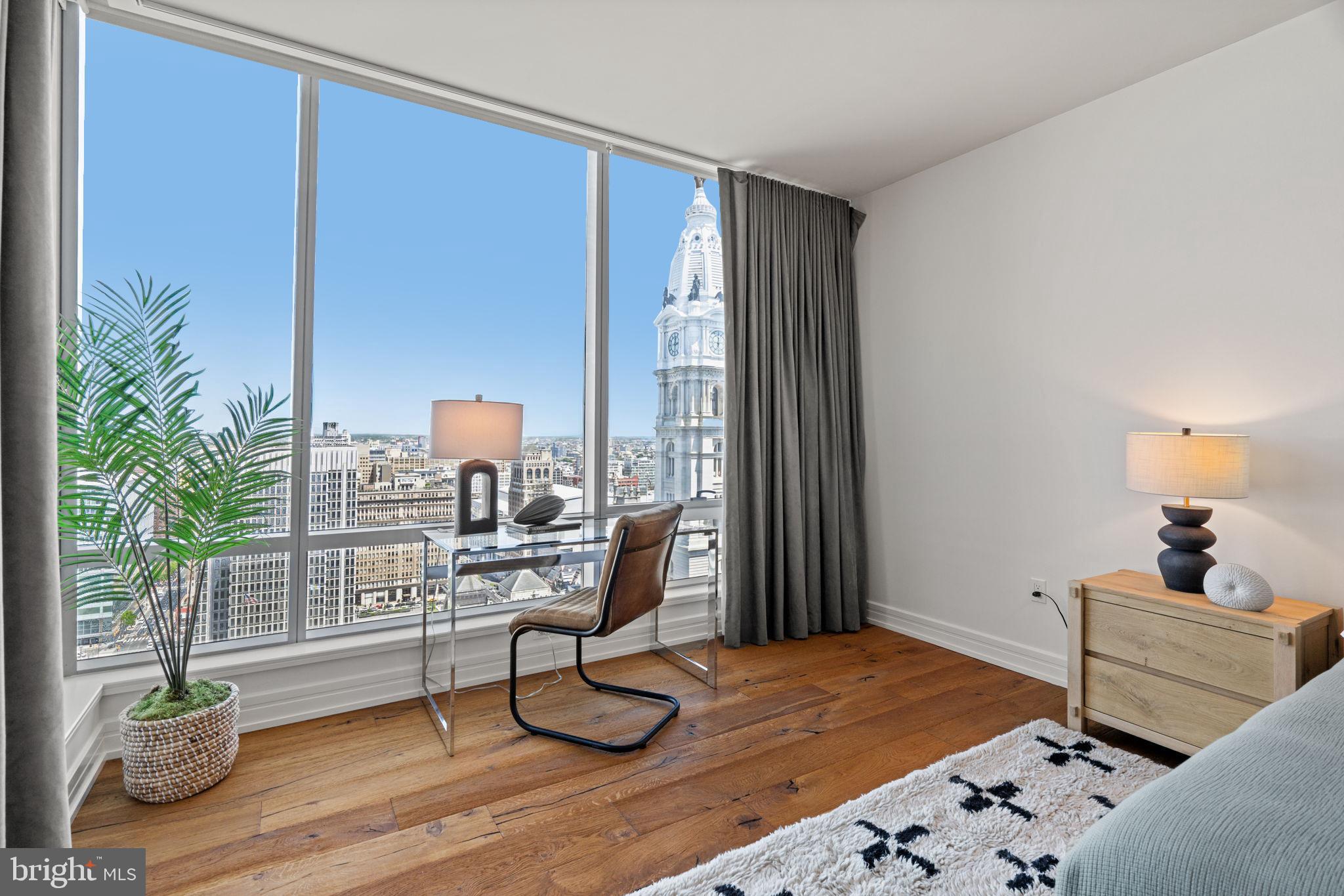 AVENUE OF THE ARTS - Residential