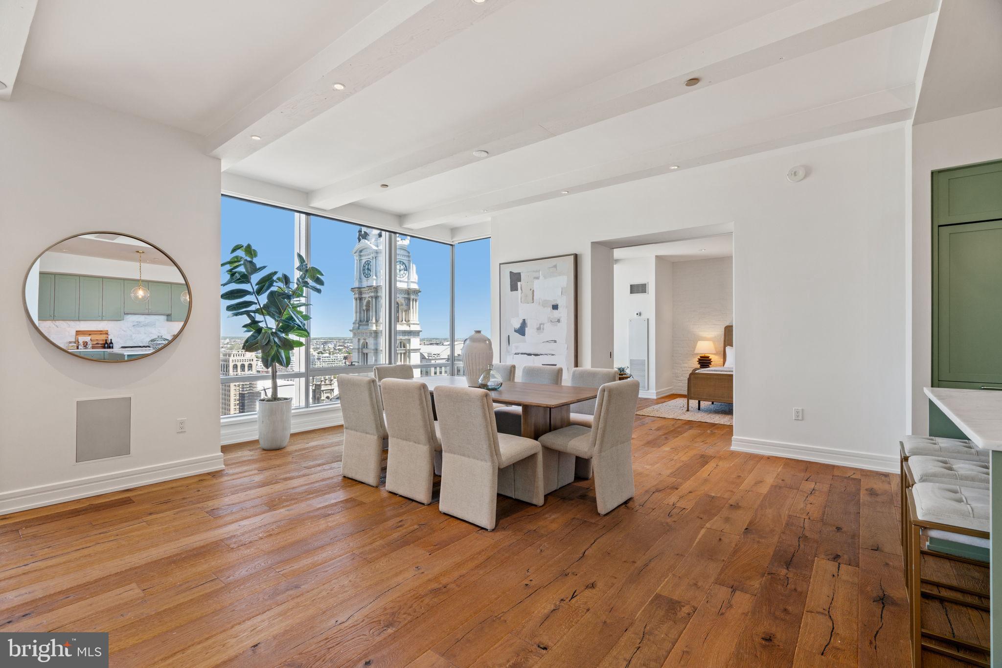 AVENUE OF THE ARTS - Residential