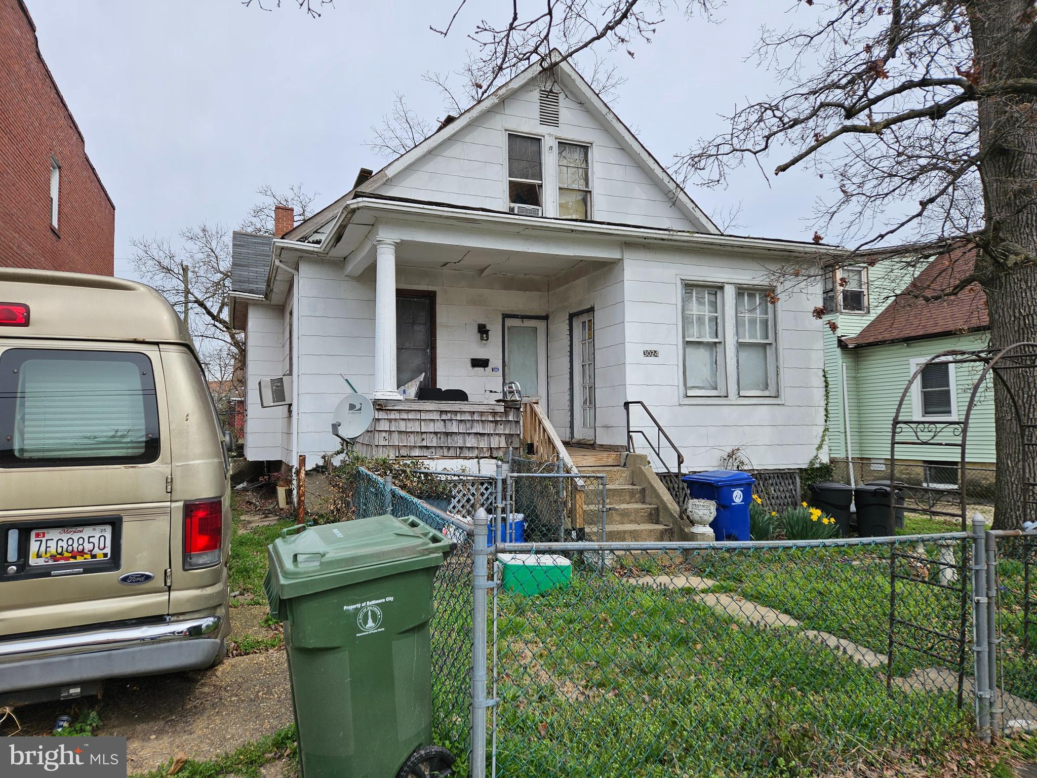 ONLINE AUCTION: Bidding begins 9/2/2025 @ 10:00 AM. Bidding ends 9/4/2025 @ 11:30 AM. List Price is Suggested Opening Bid. Deposit: $7,500.
Detached house in the Clyburn neighborhood.
Located near Pimlico Race Course, a historic horse racing venue, Cold Spring Park, a local green space for recreation, and Sinai Hospital of Baltimore, a major regional medical center.
Nearest traffic arteries are Park Heights Ave and W Cold Spring Ln.
Property is believed to be vacant.