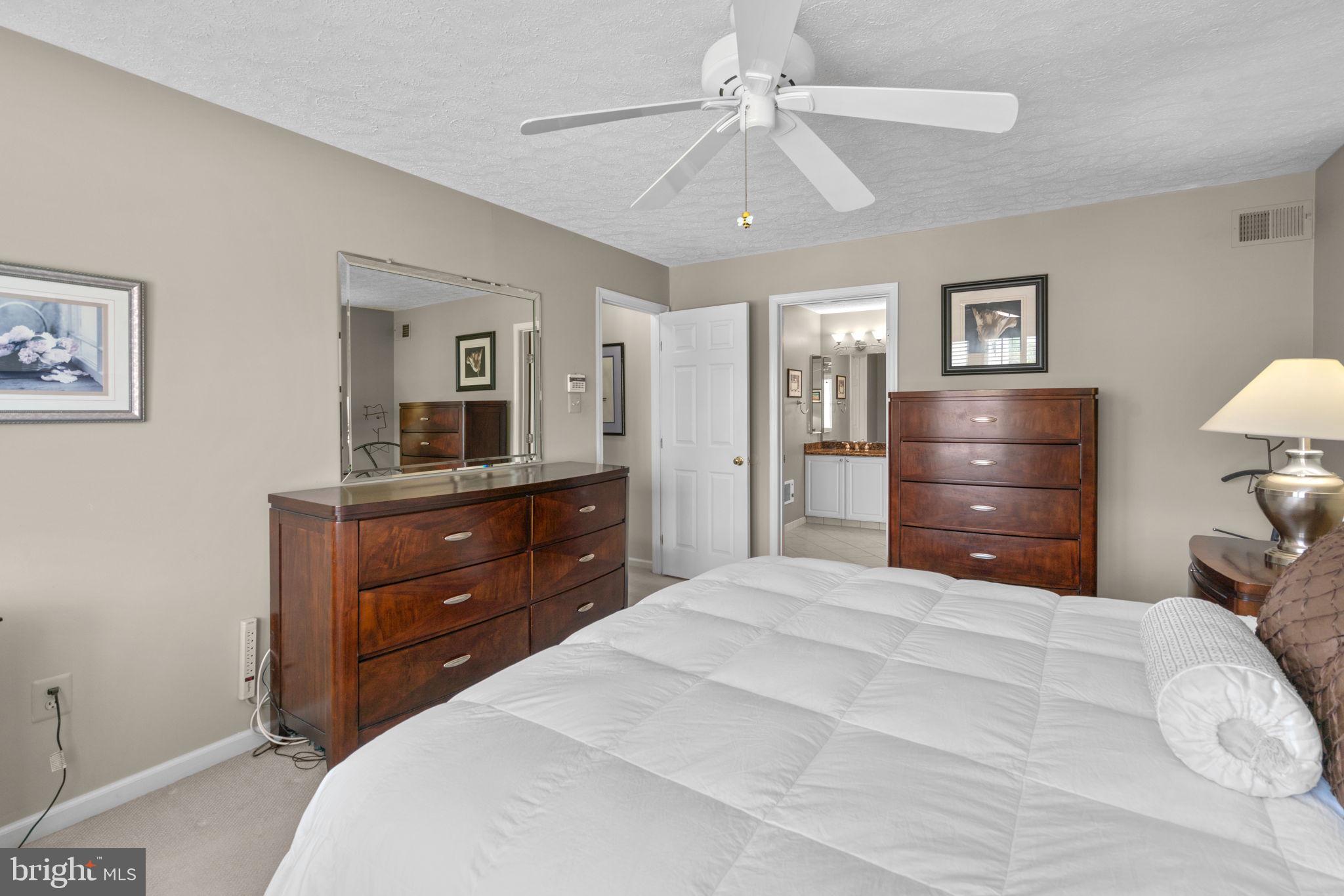 SHEPHERDS GLEN - Residential