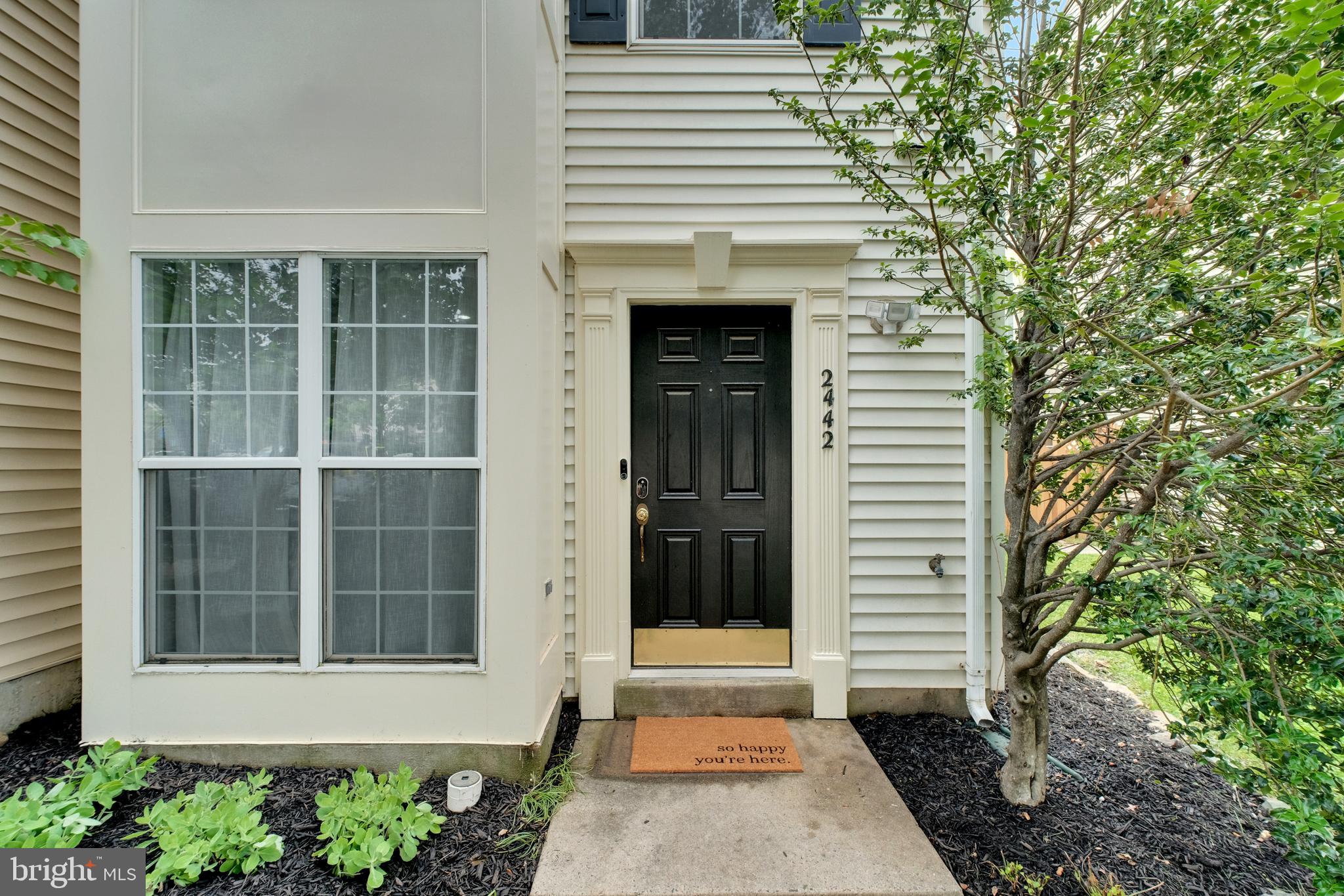 2442 OLD FARMHOUSE COURT