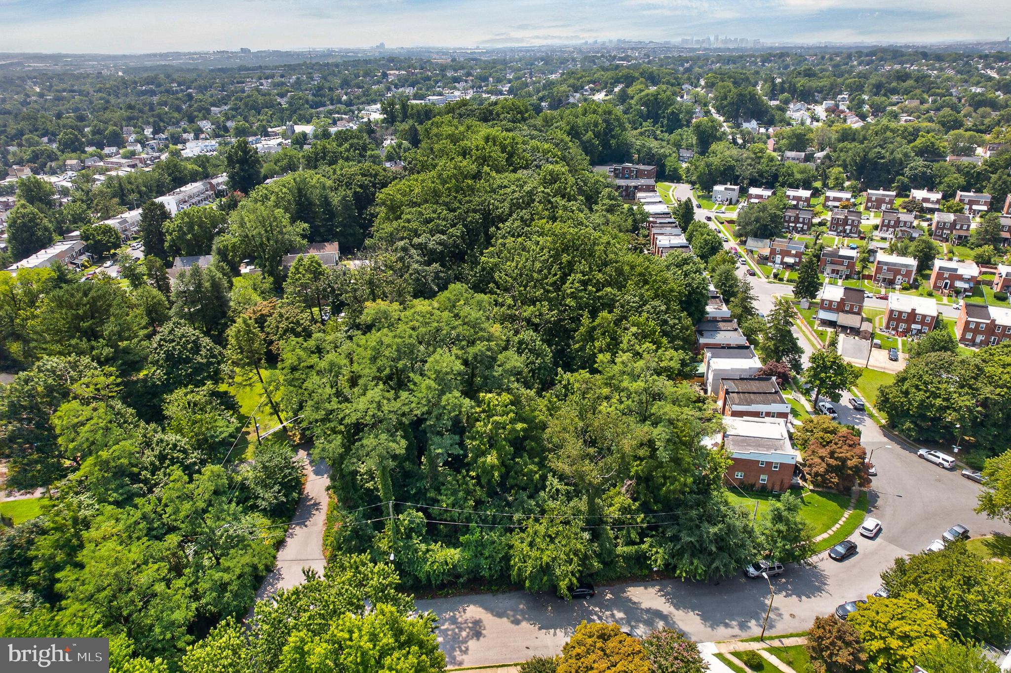 PARKMONT AVENUE