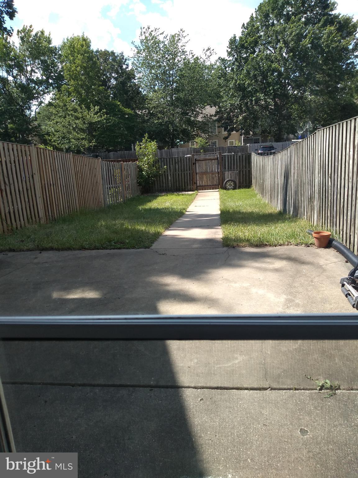 WESTLAKE VILLAGE - Residential Lease